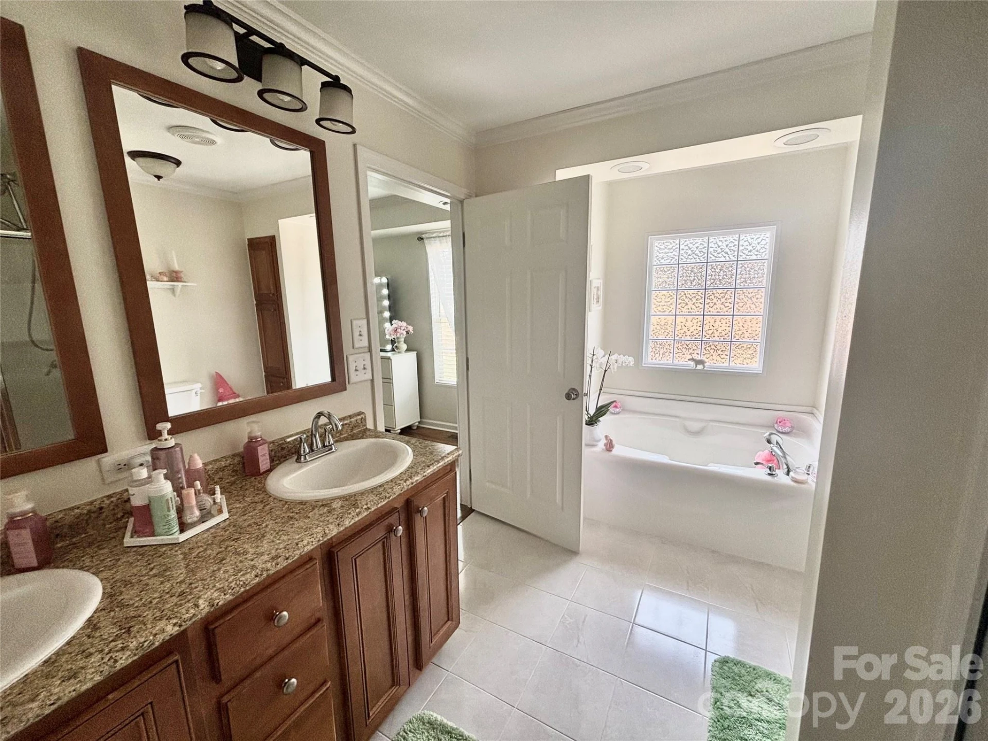 124 Hood Heights - Photo 14