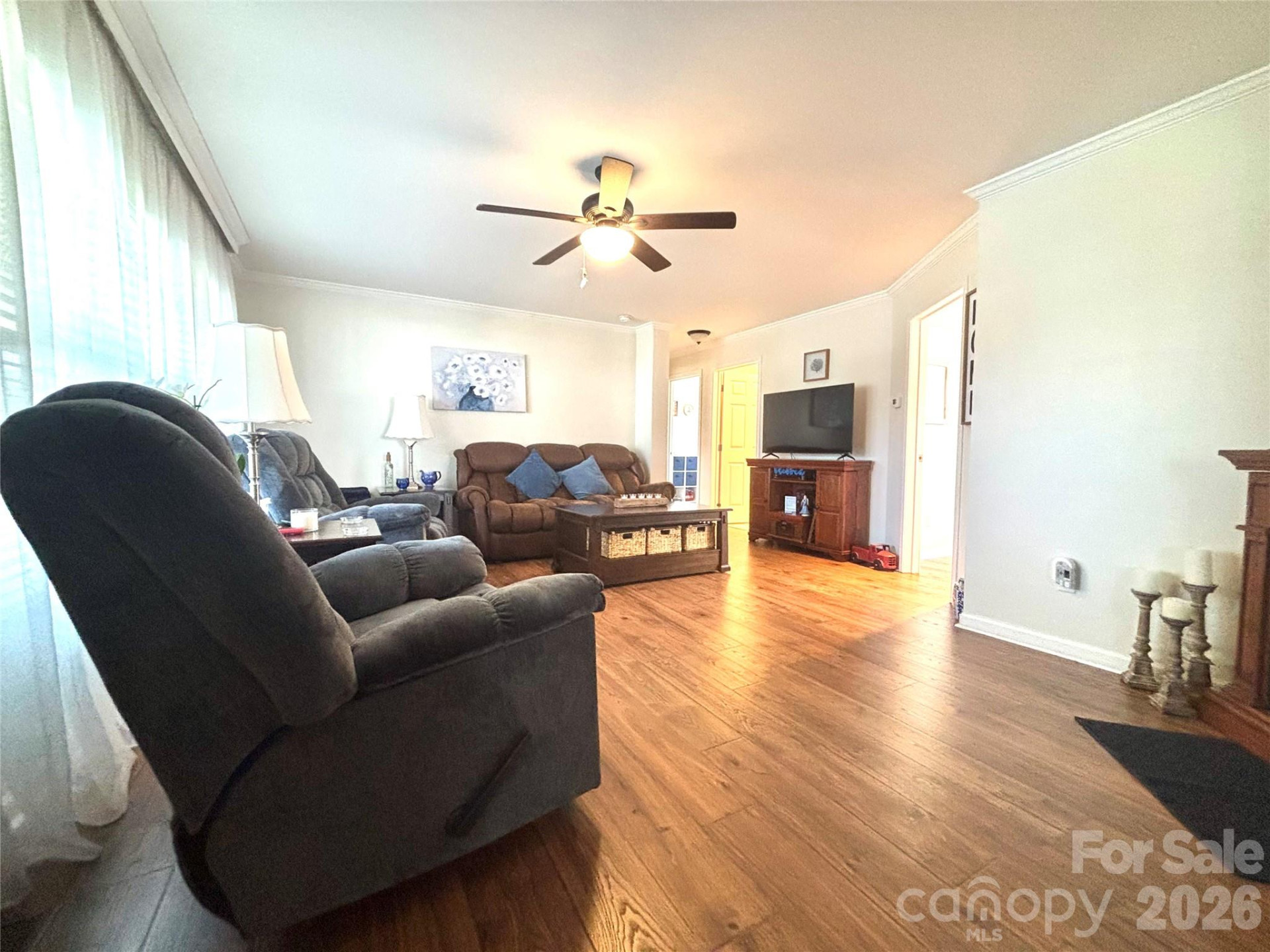 124 Hood Heights - Photo 7