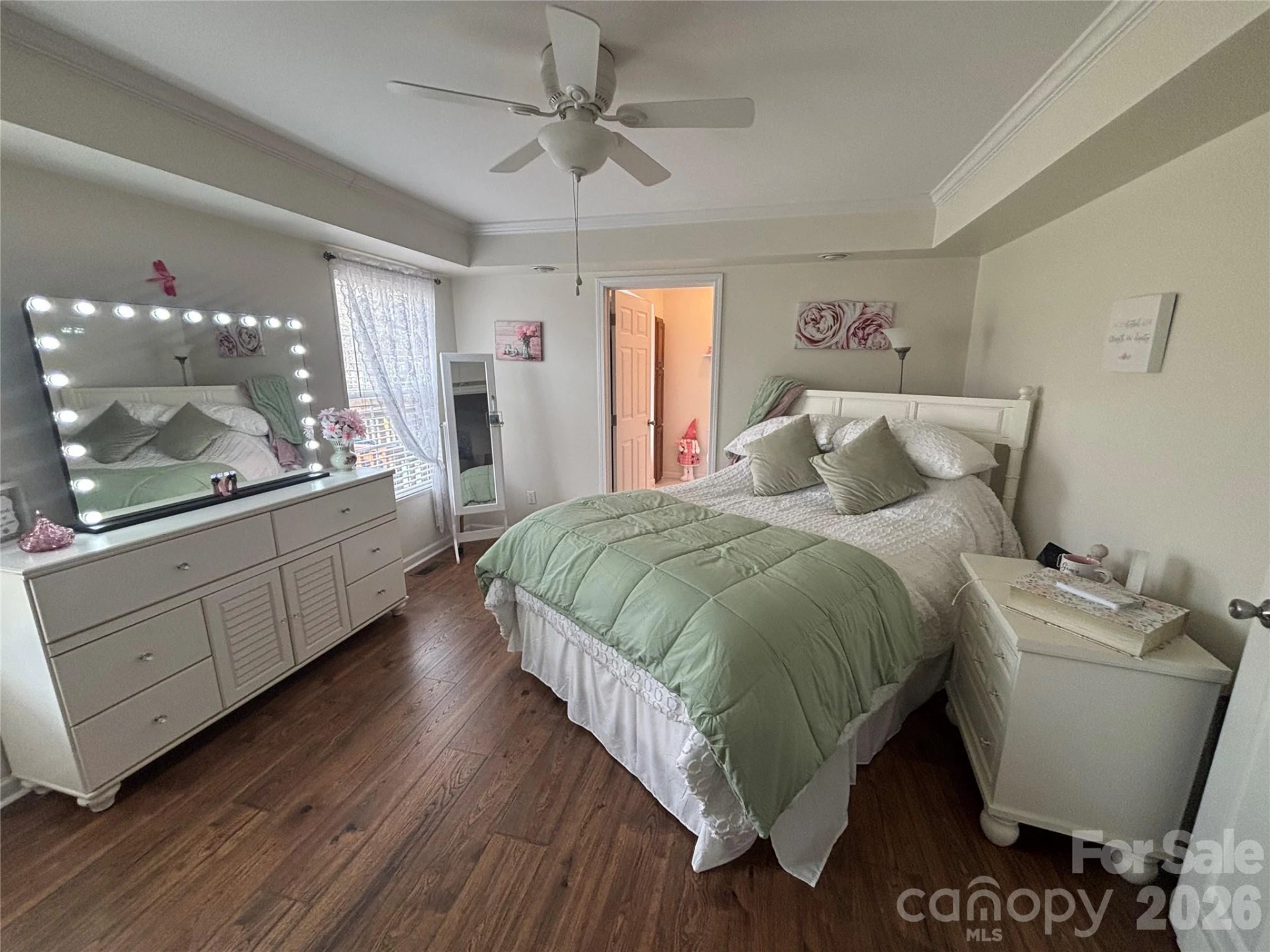 124 Hood Heights - Photo 9