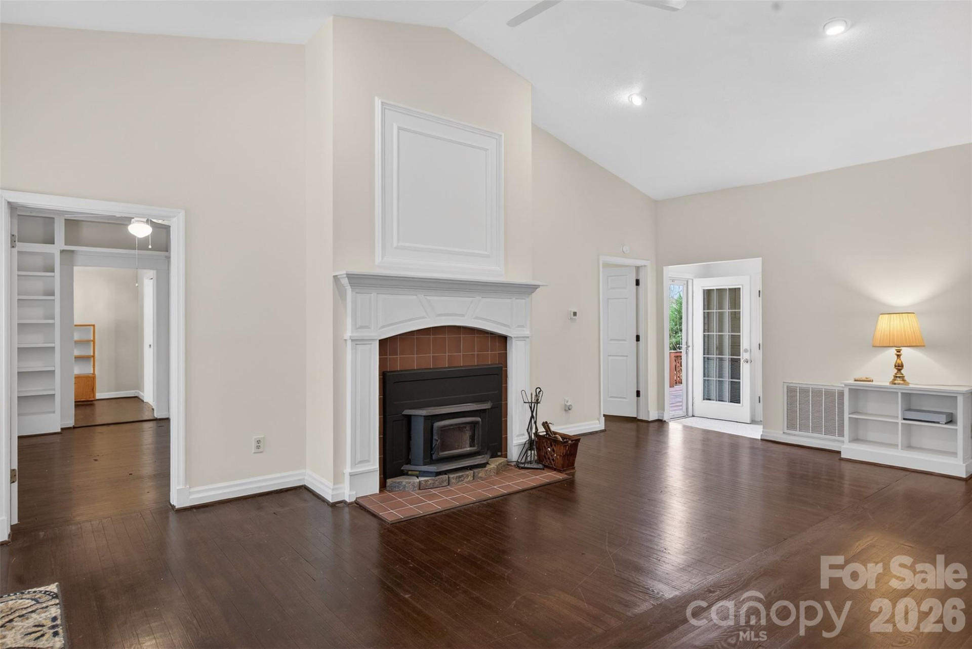 56 Whitney Avenue - Photo 3