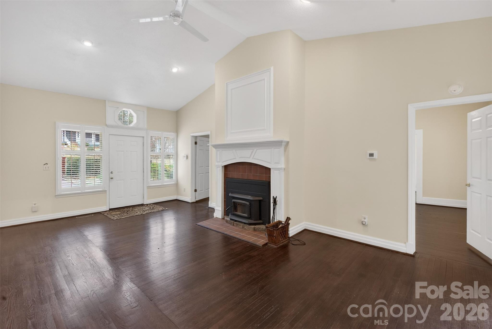56 Whitney Avenue - Photo 4