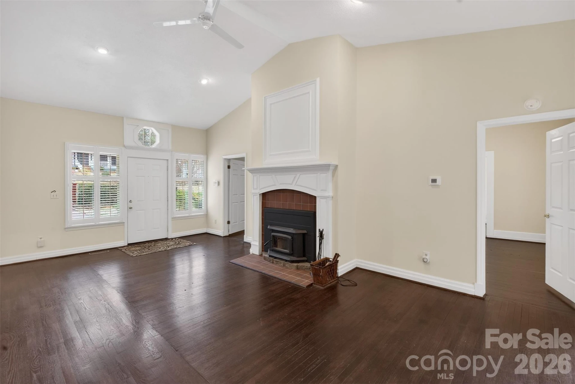 56 Whitney Avenue - Photo 4