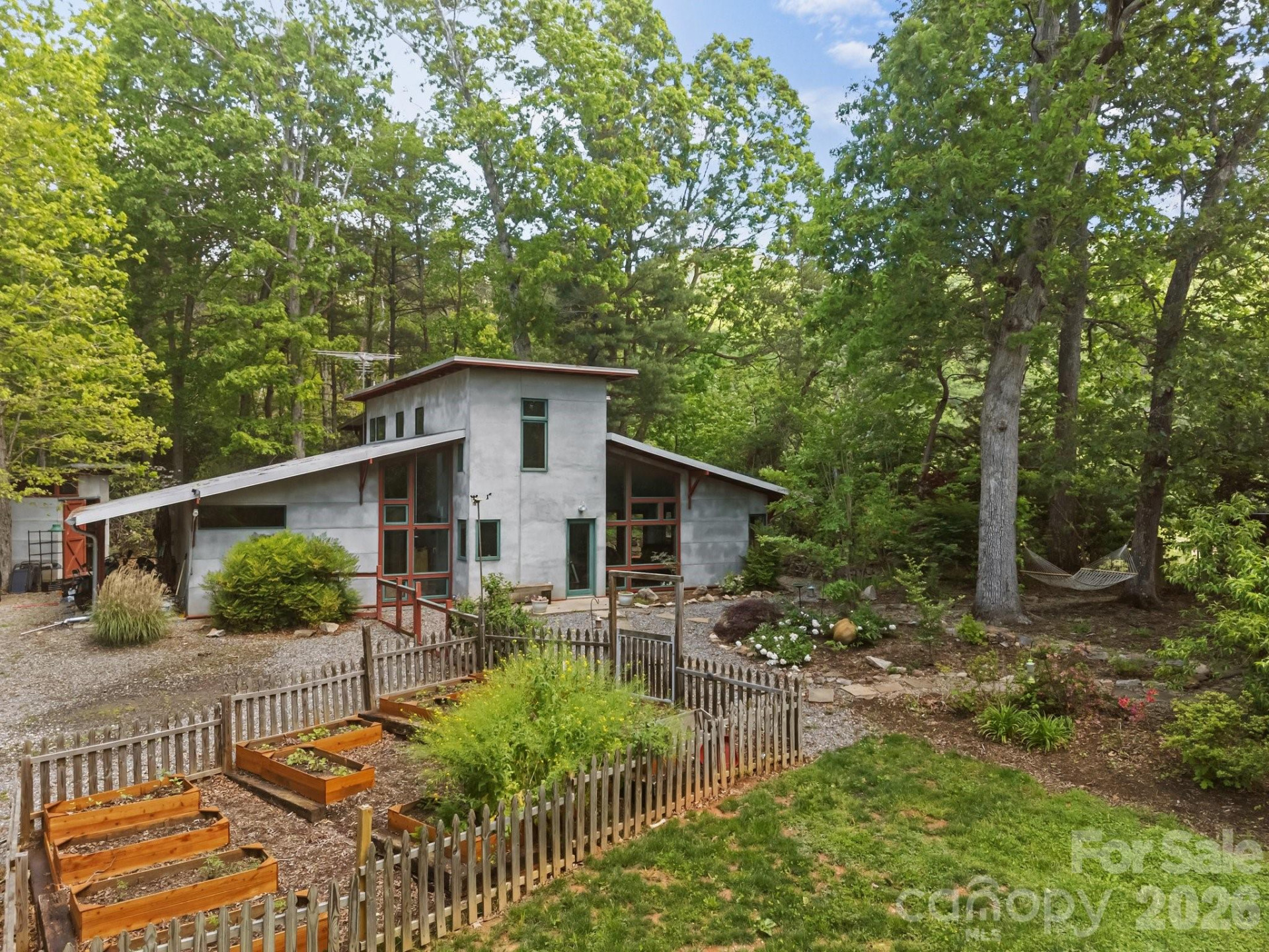 27 Rosebud Lane - Photo 2