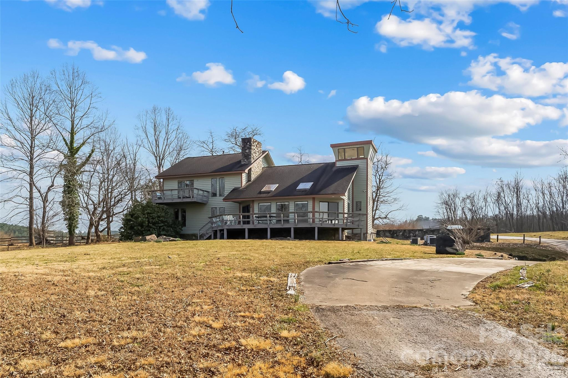 2590 Airport Road - Photo 36