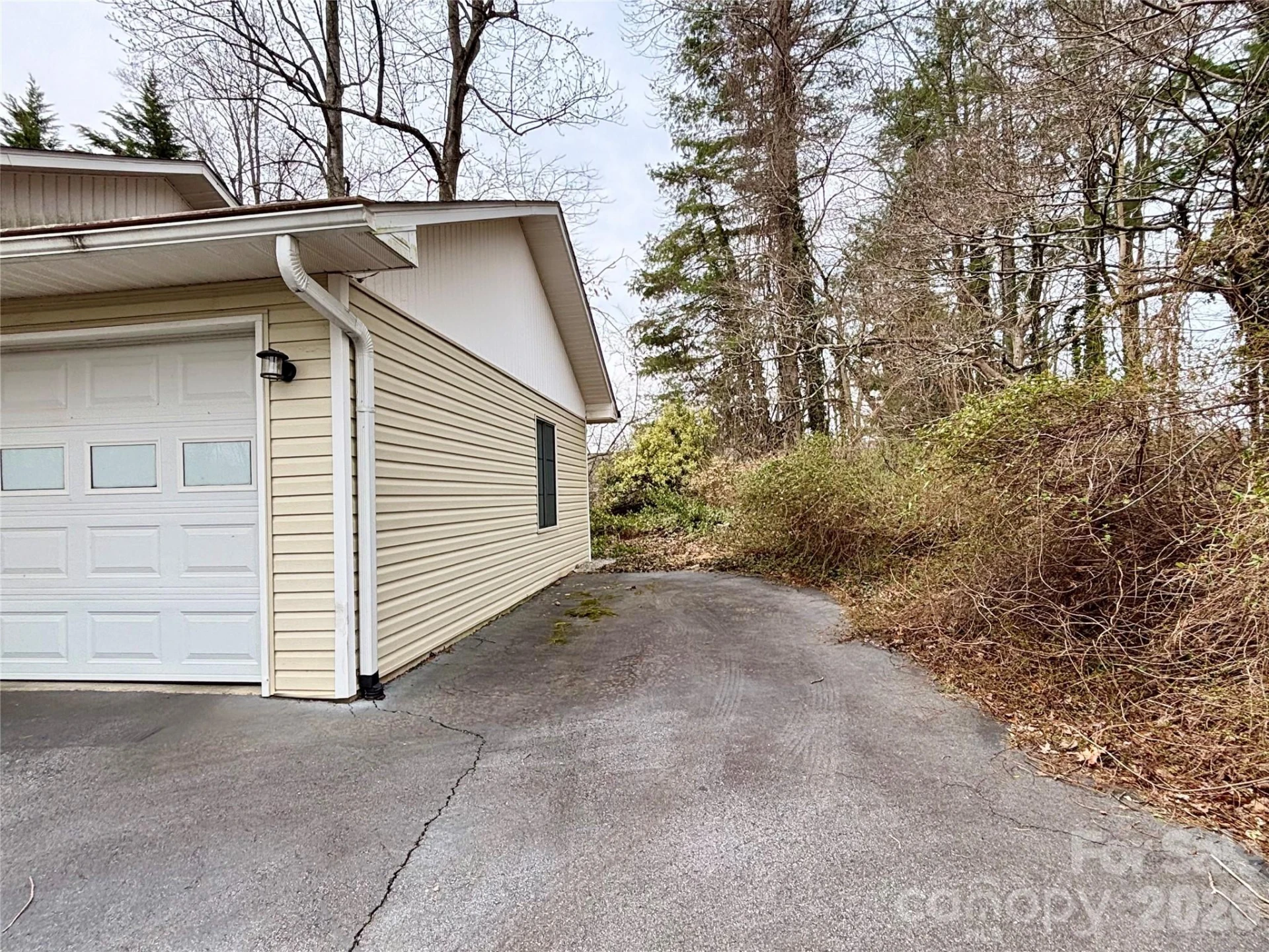 2335 Greater Druid Hills Boulevard - Photo 2