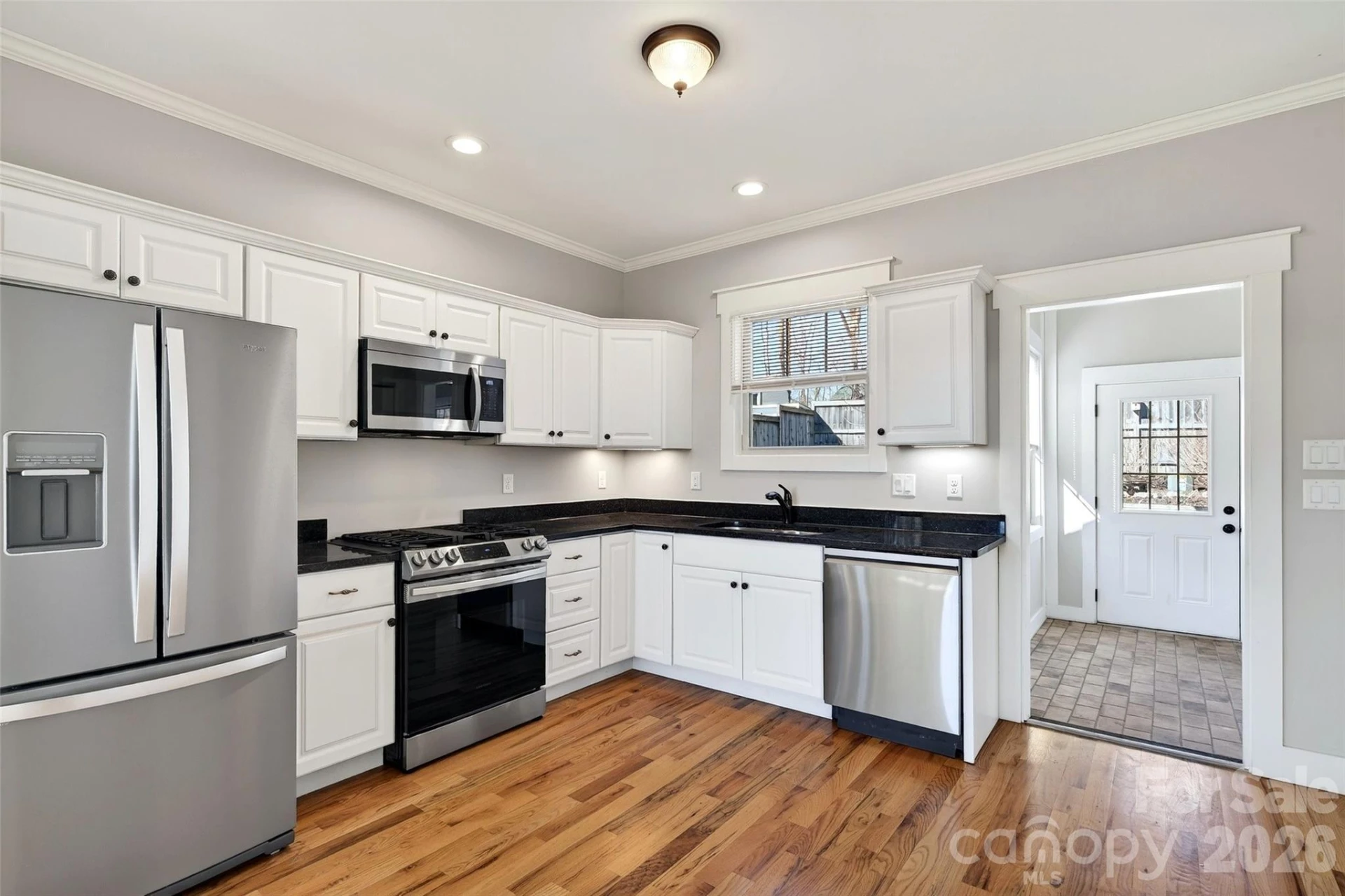 311 Lake Oak Drive - Photo 12