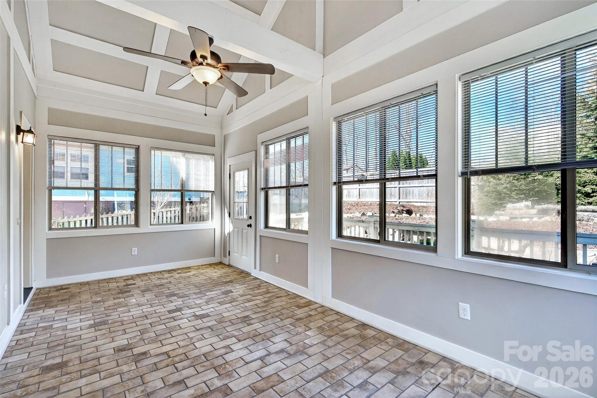 311 Lake Oak Drive - Photo 15
