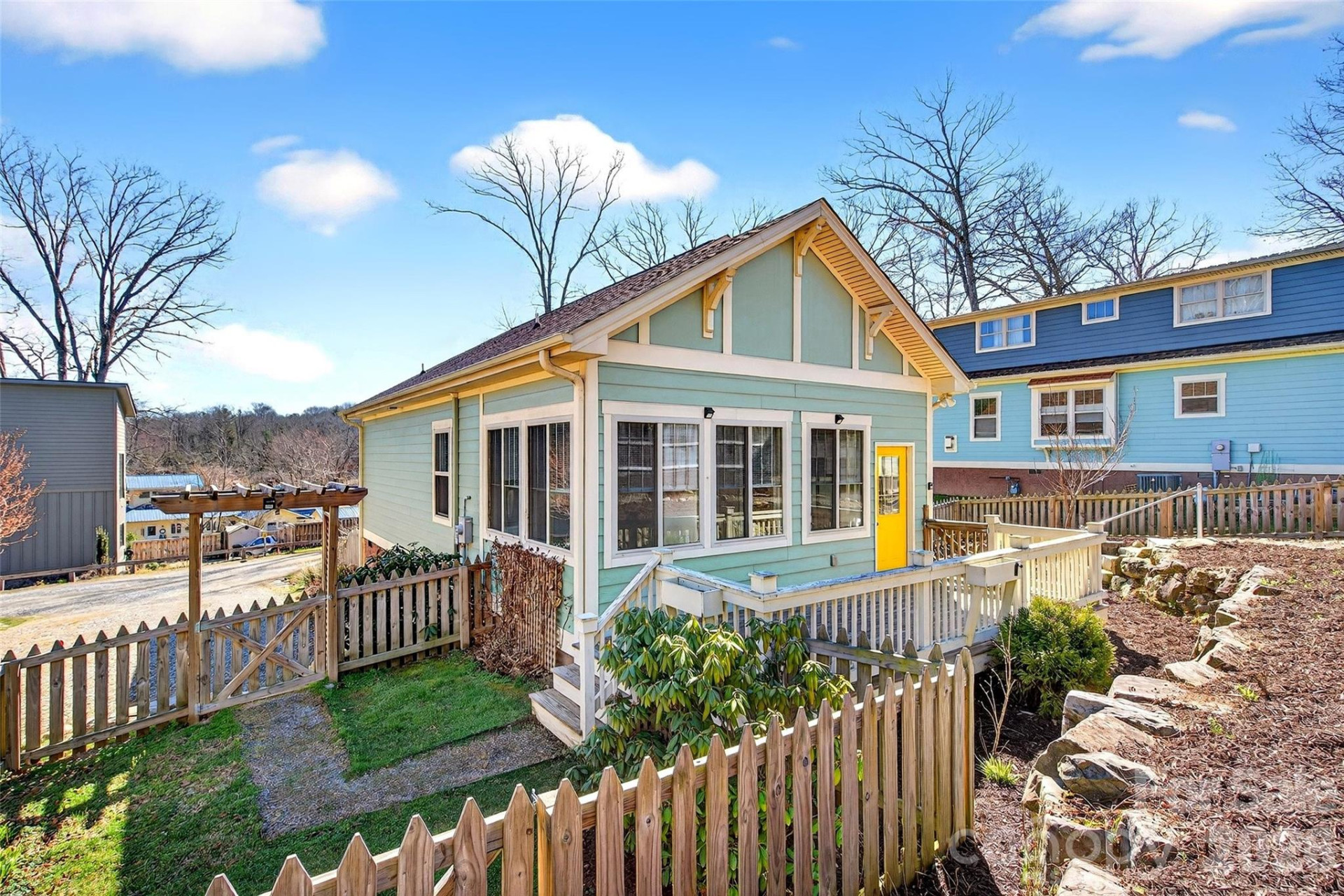 311 Lake Oak Drive - Photo 3