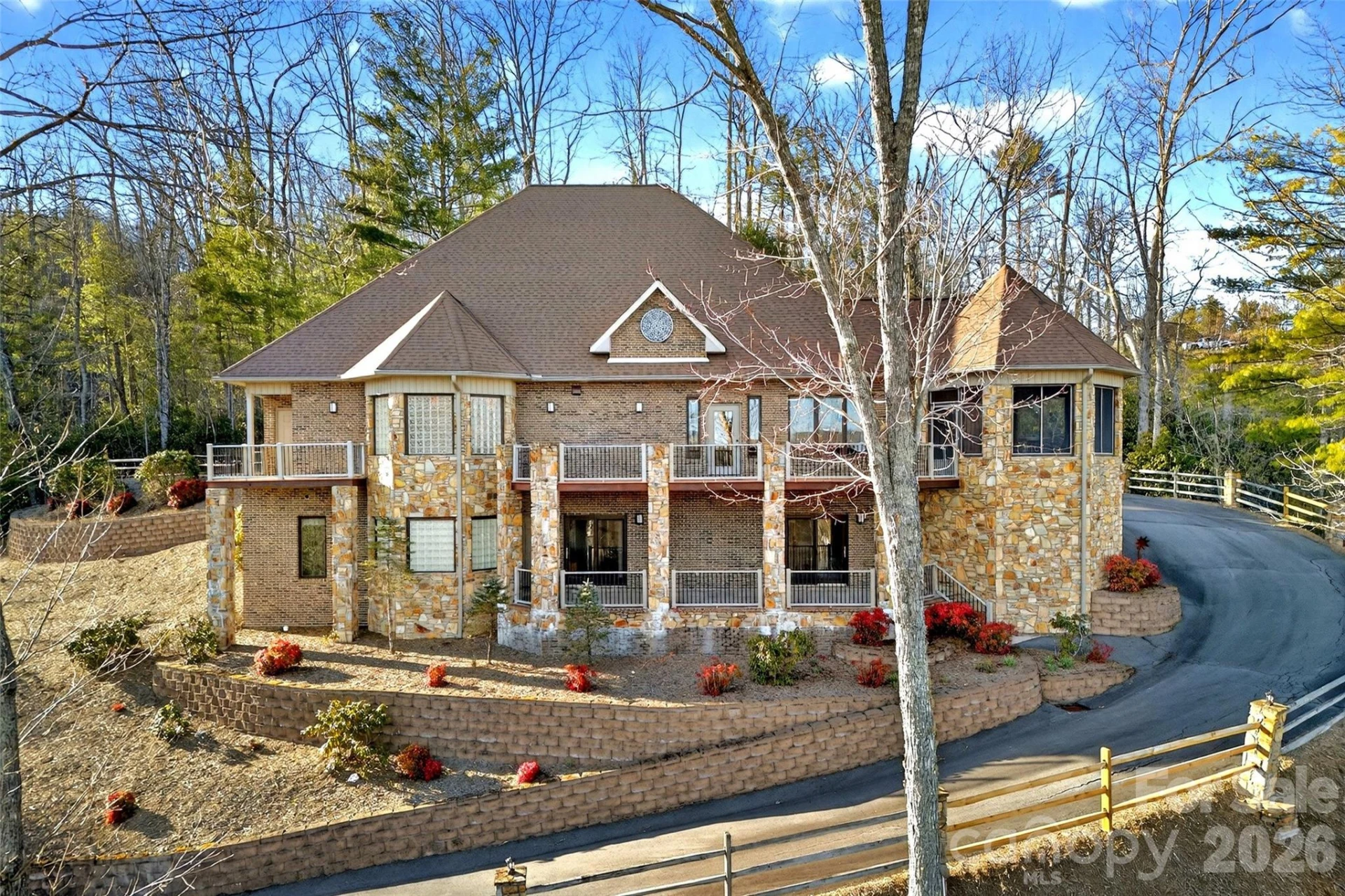 142 Dogwood Trail