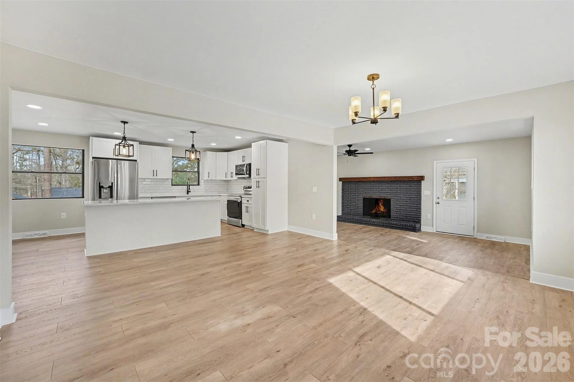 728 Pleasant Avenue - Photo 6