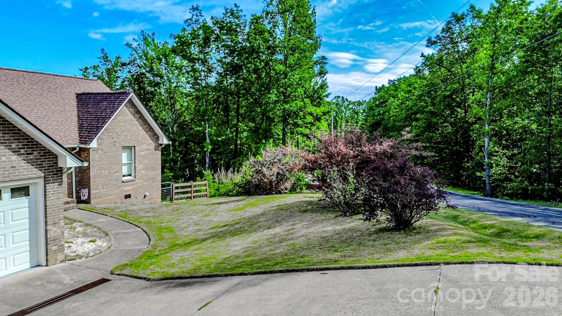 485 Mountain Lookout Drive - Photo 2