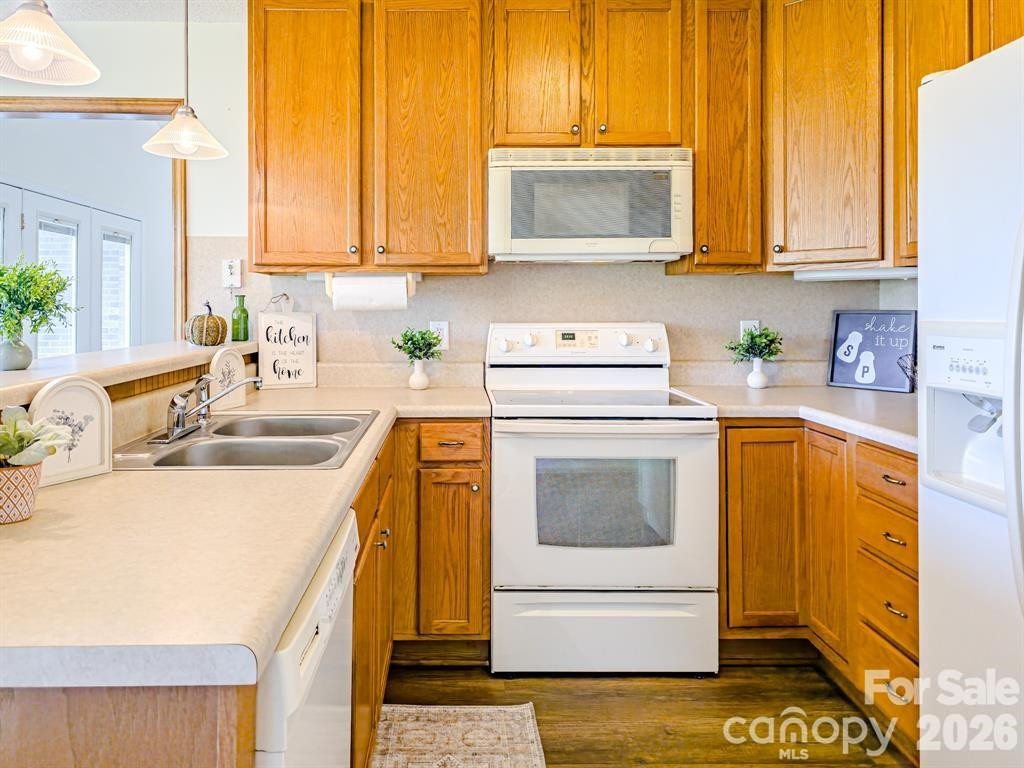 485 Mountain Lookout Drive - Photo 3