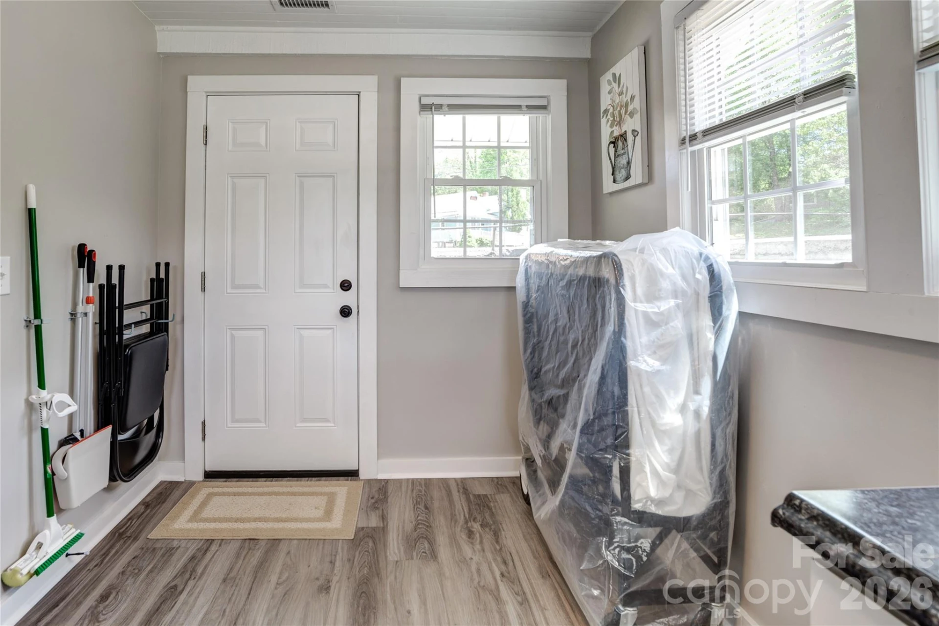 109 Marshall Street - Photo 24