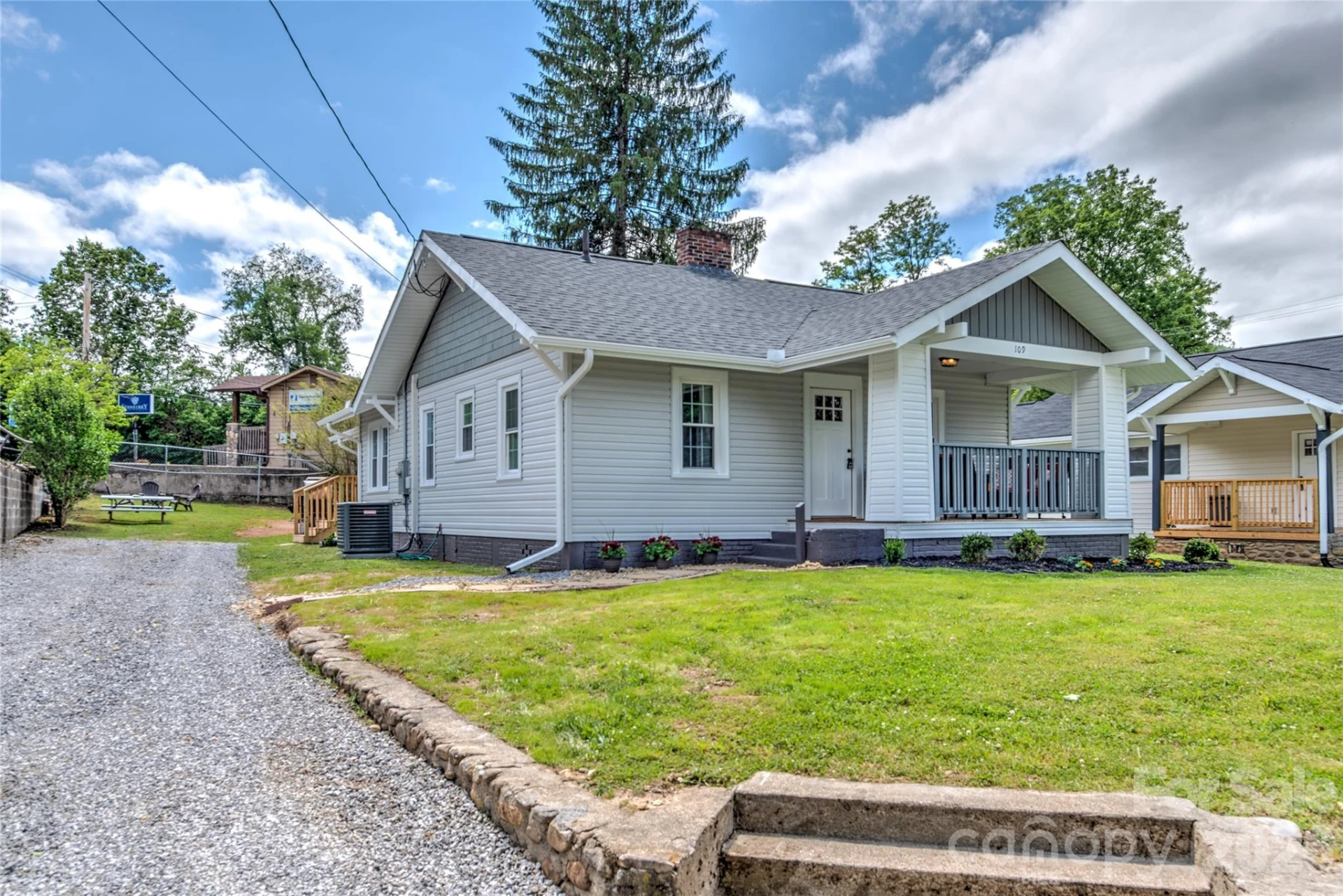 109 Marshall Street - Photo 6