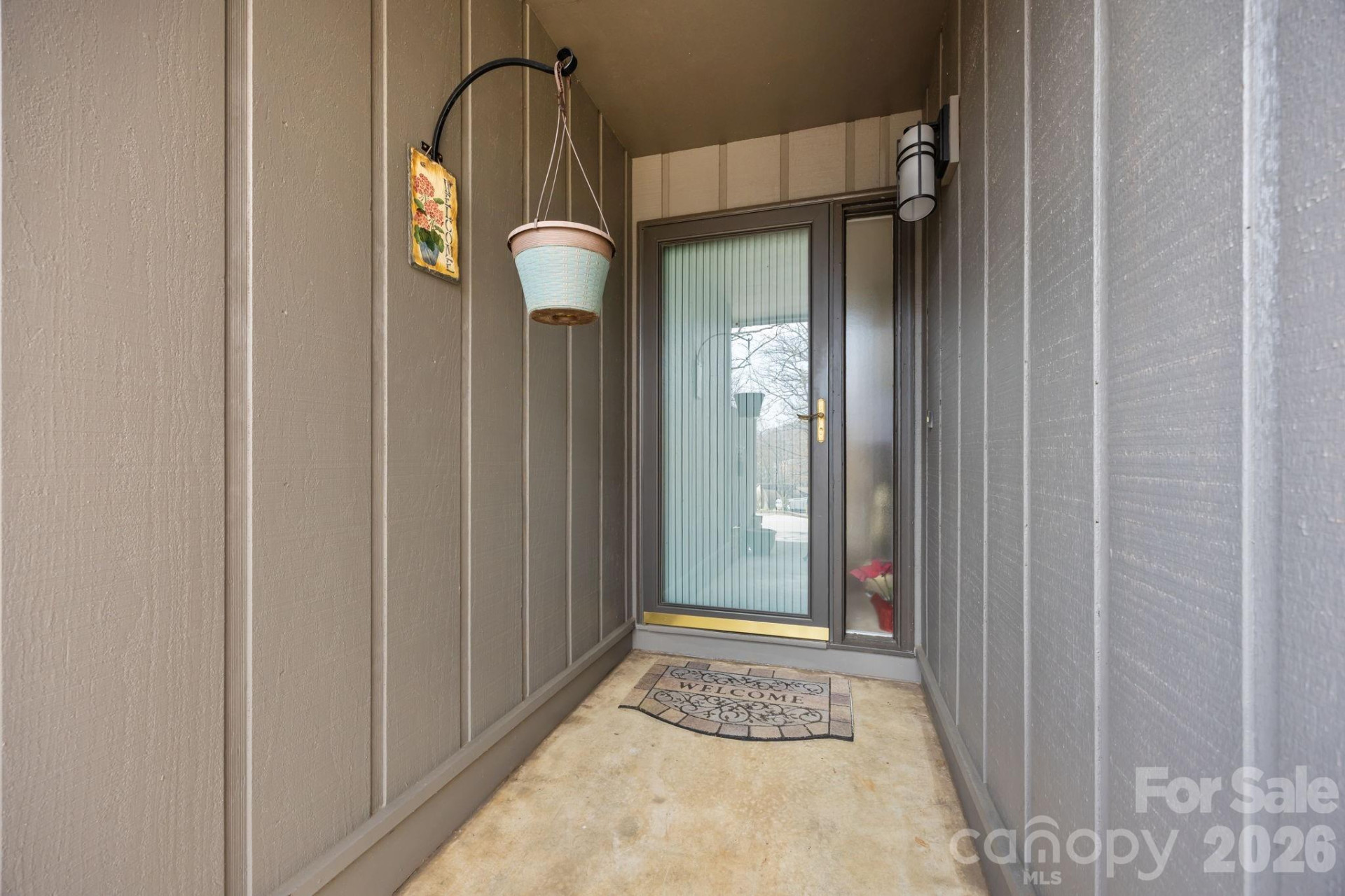 102 Crowfields Drive - Photo 2