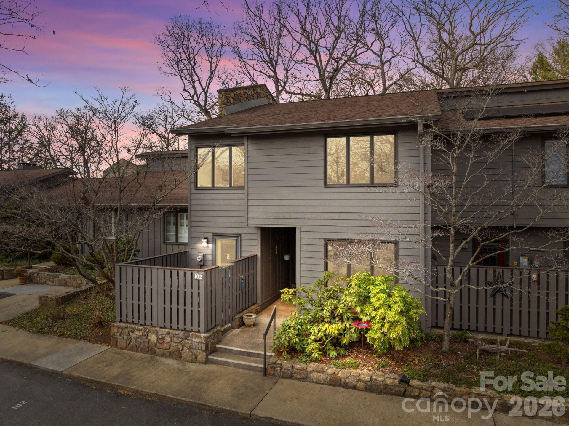 102 Crowfields Drive - Photo 3