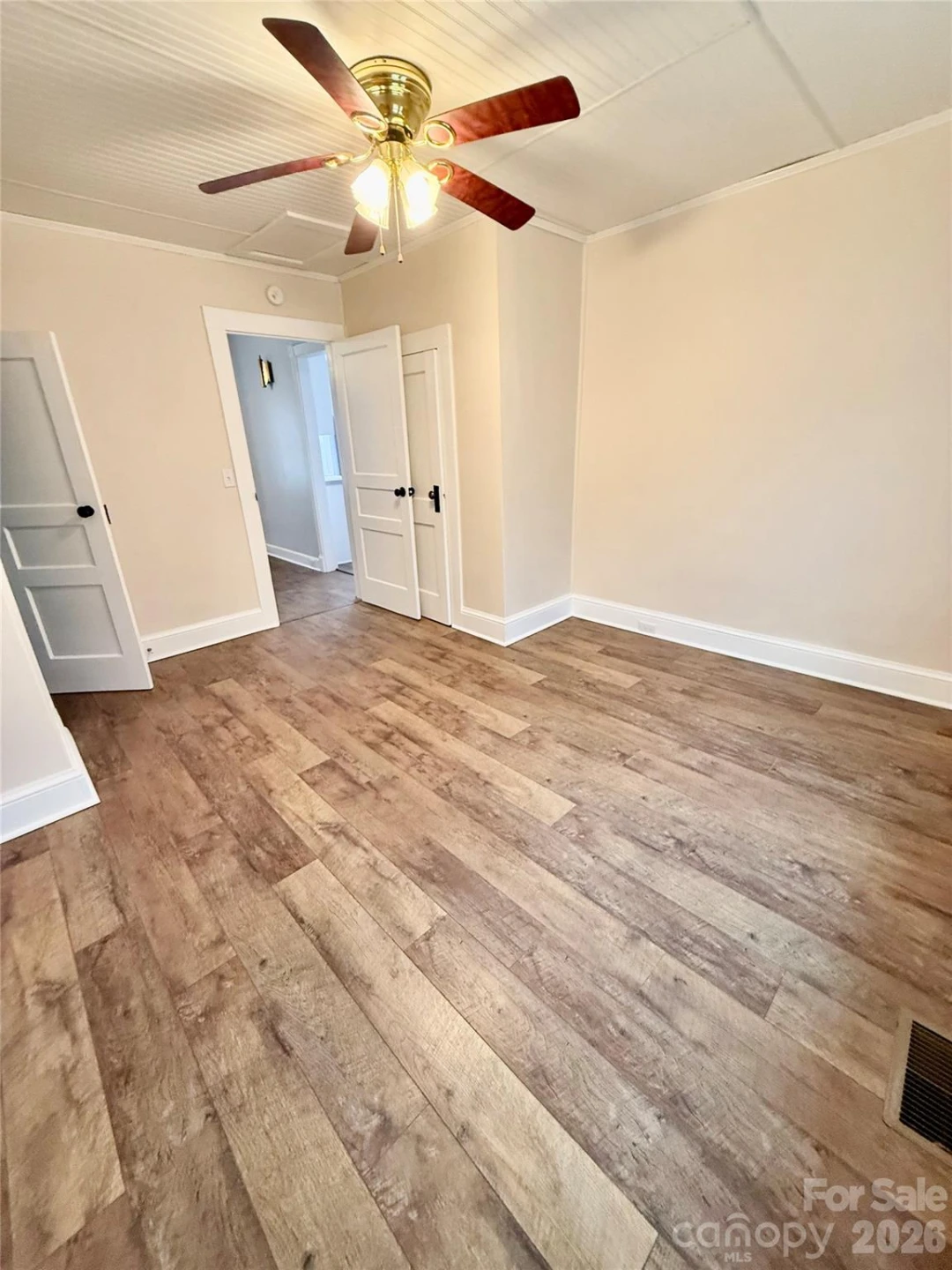100 Perry Street - Photo 12