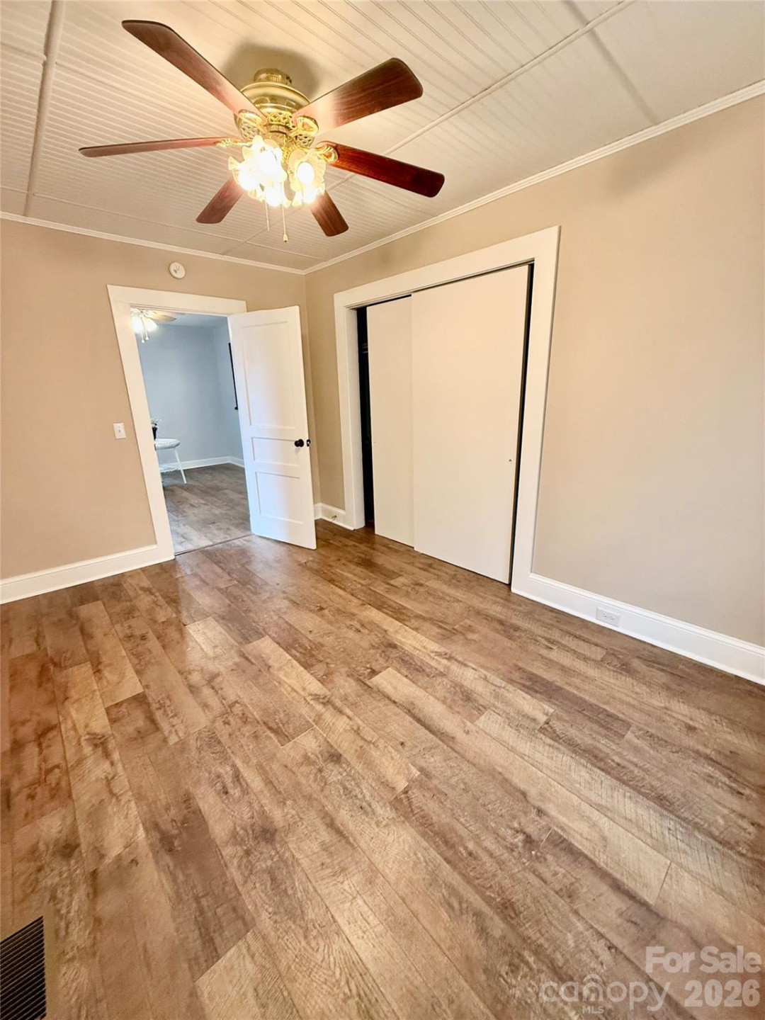 100 Perry Street - Photo 14