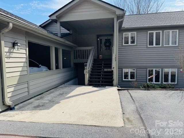 121 Burning Tree Lane