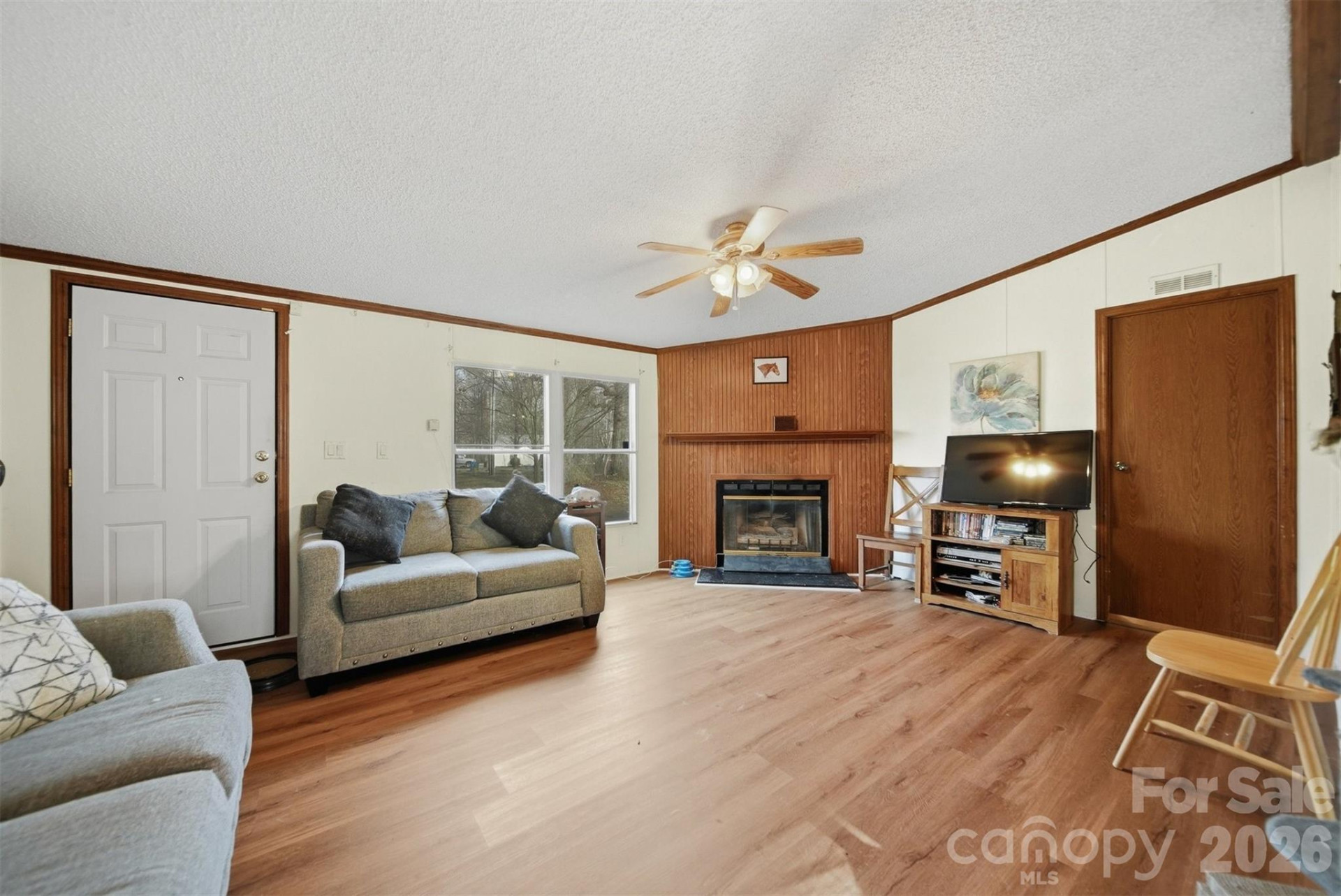 109 10th Street - Photo 4