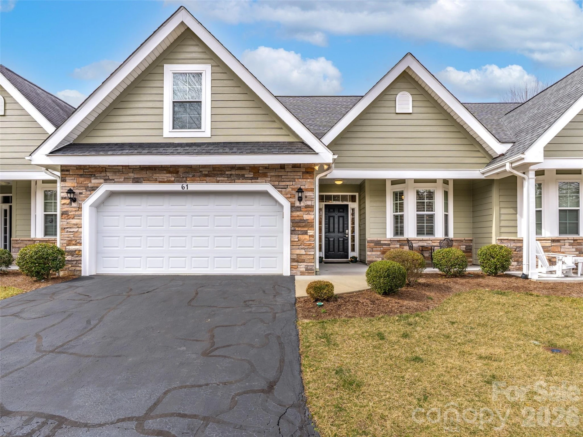 61 Blythe Commons Court