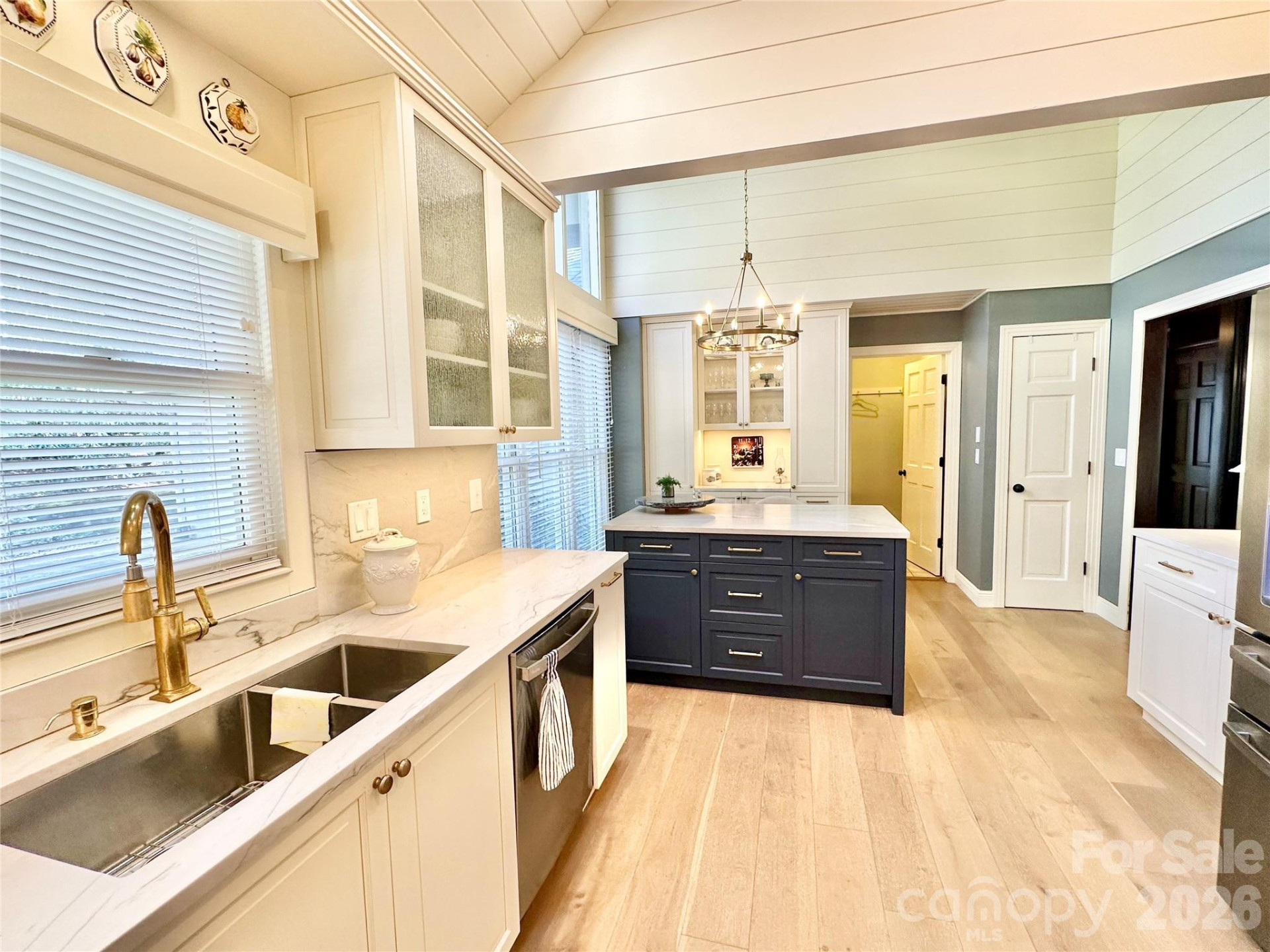 940 Winding Creek Road - Photo 17