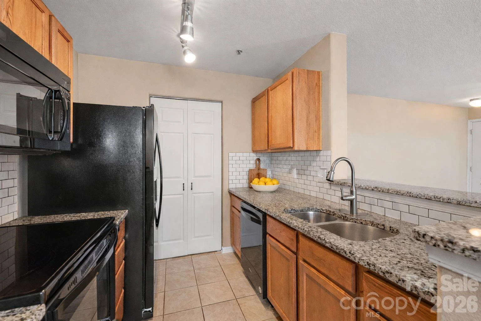 3983 Town Center Road - Photo 4