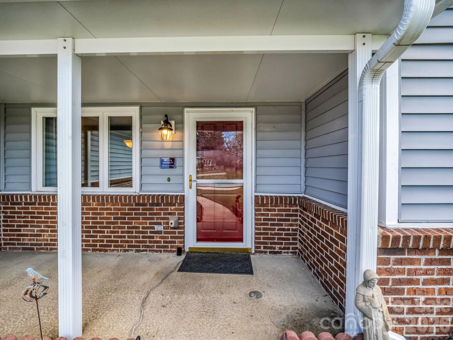 220 Dartcrest Drive - Photo 4