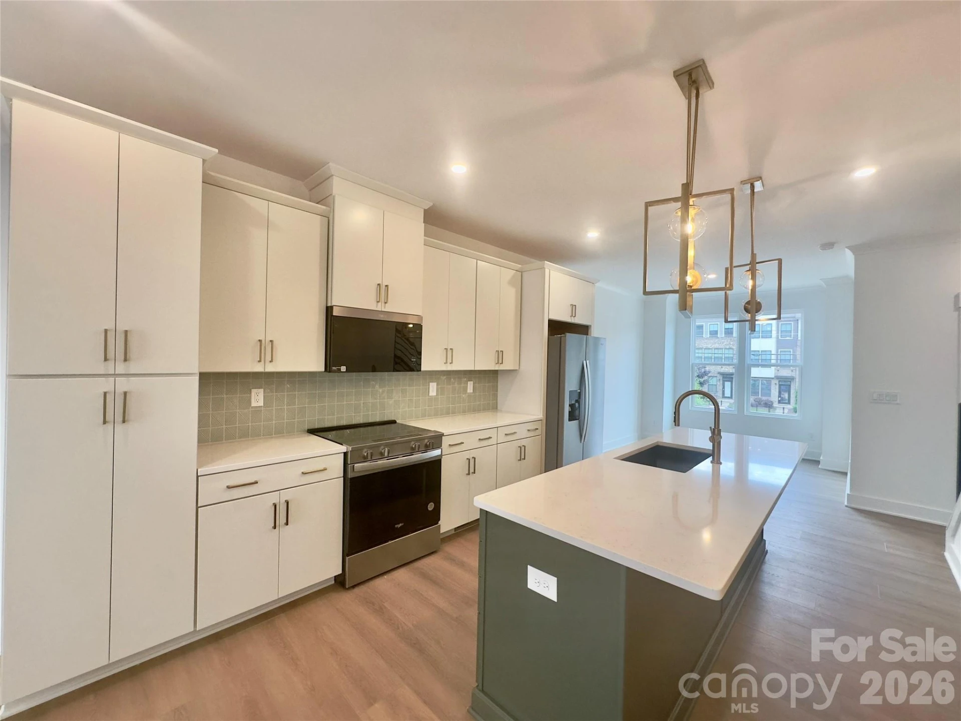 5009 Dutchess Drive - Photo 3