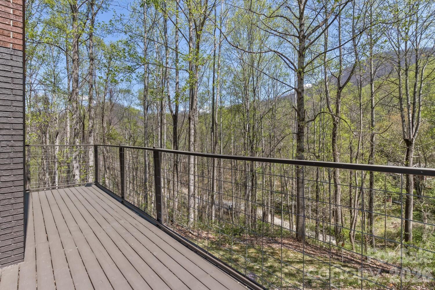 53 Benfield Road - Photo 4