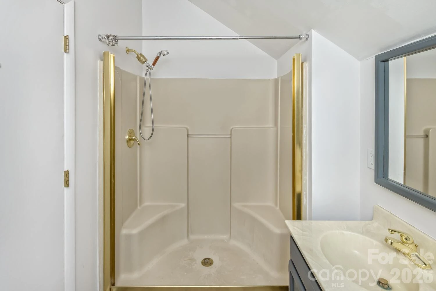 53 Benfield Road - Photo 32