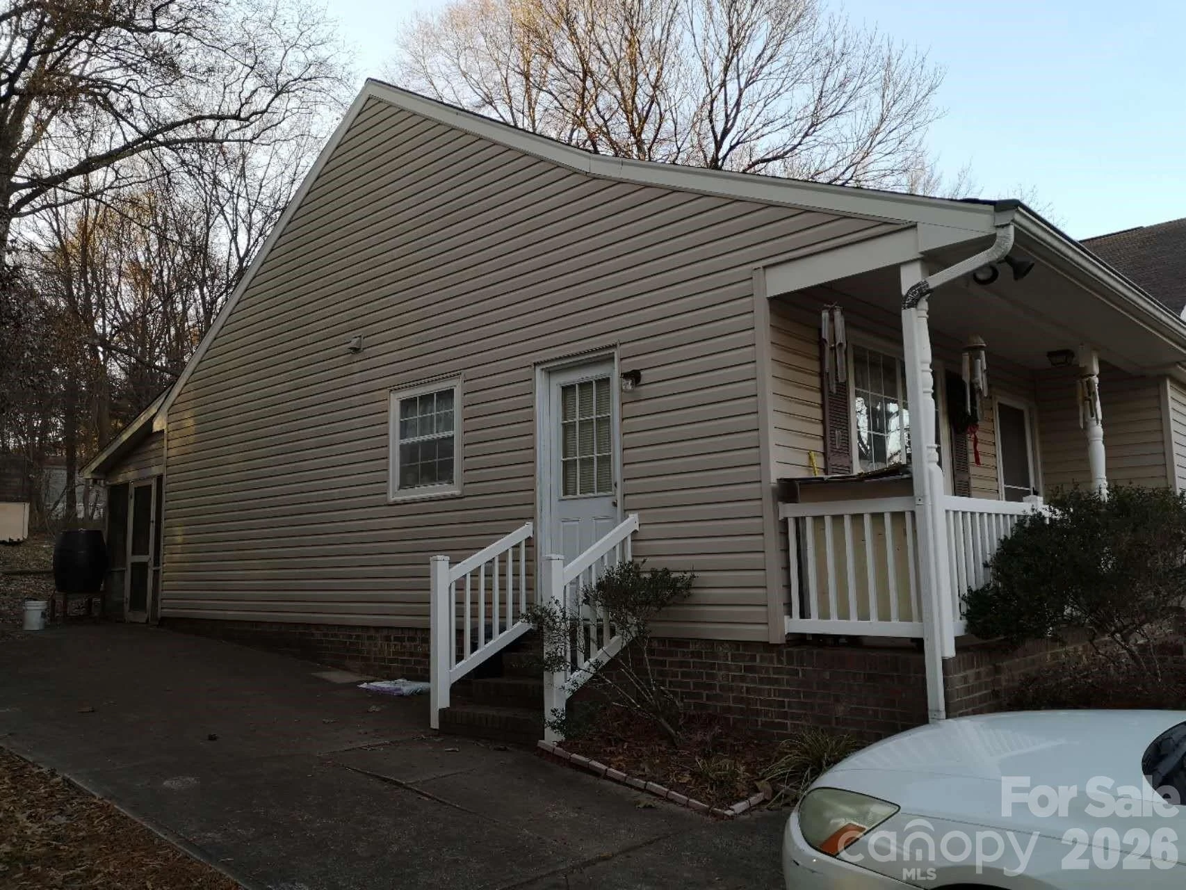 10120 Rockwood Road - Photo 4