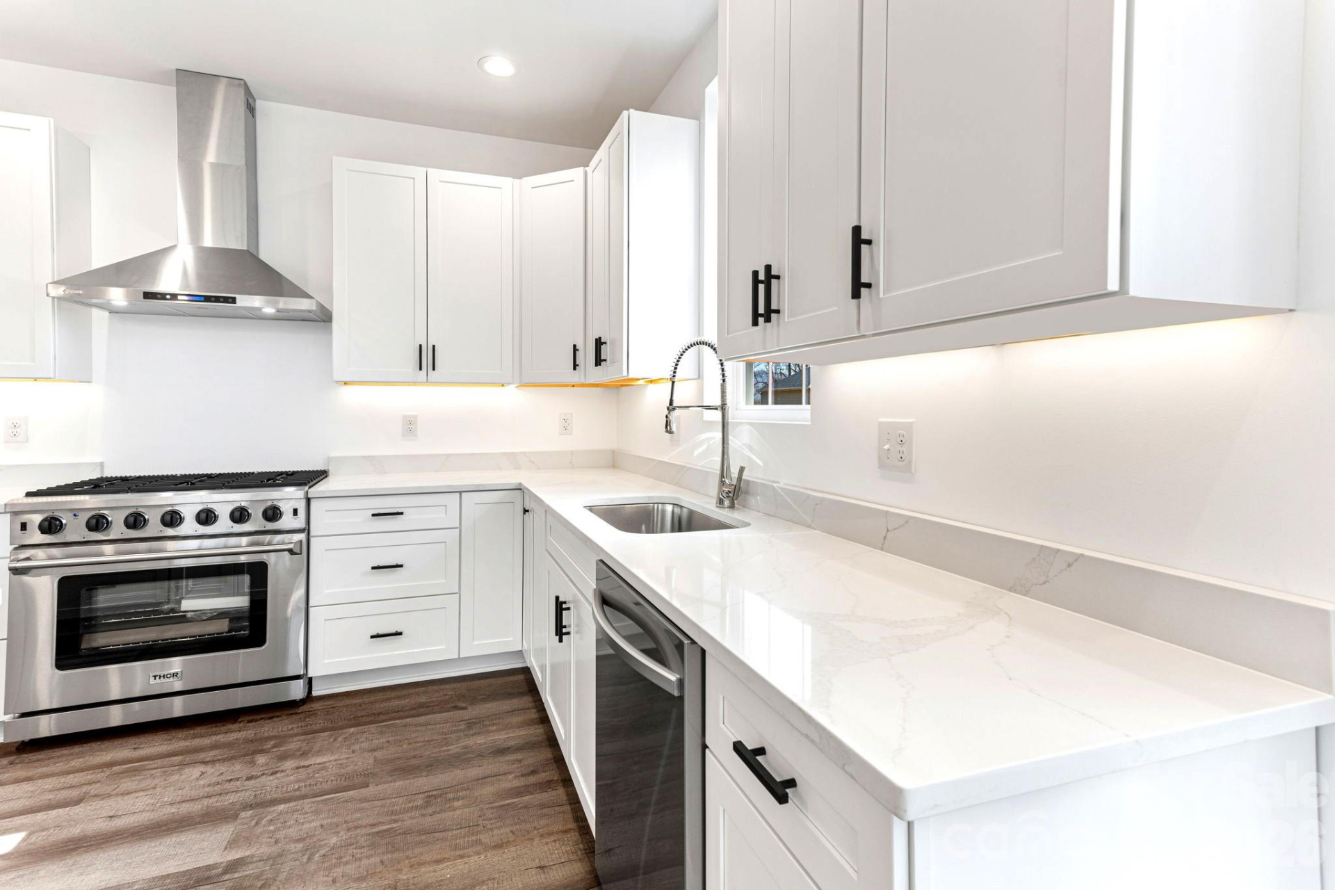 690 Settlers Trail - Photo 22