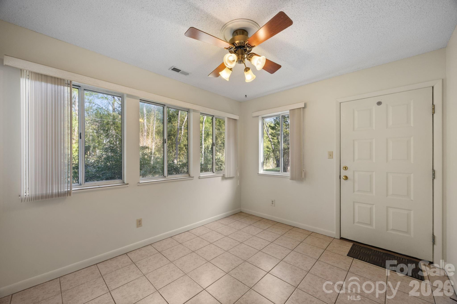 11 Stuart Circle - Photo 11