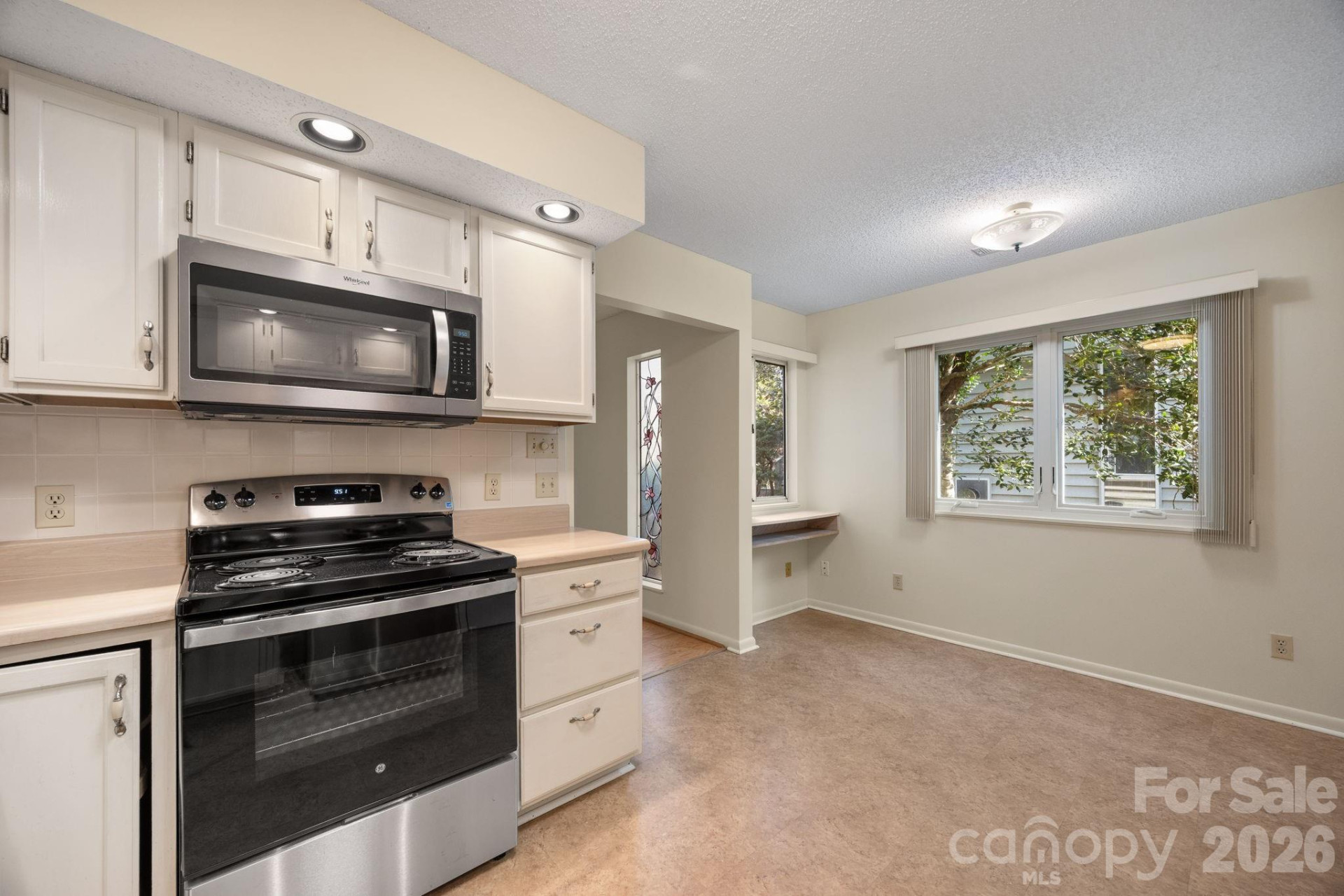 11 Stuart Circle - Photo 14