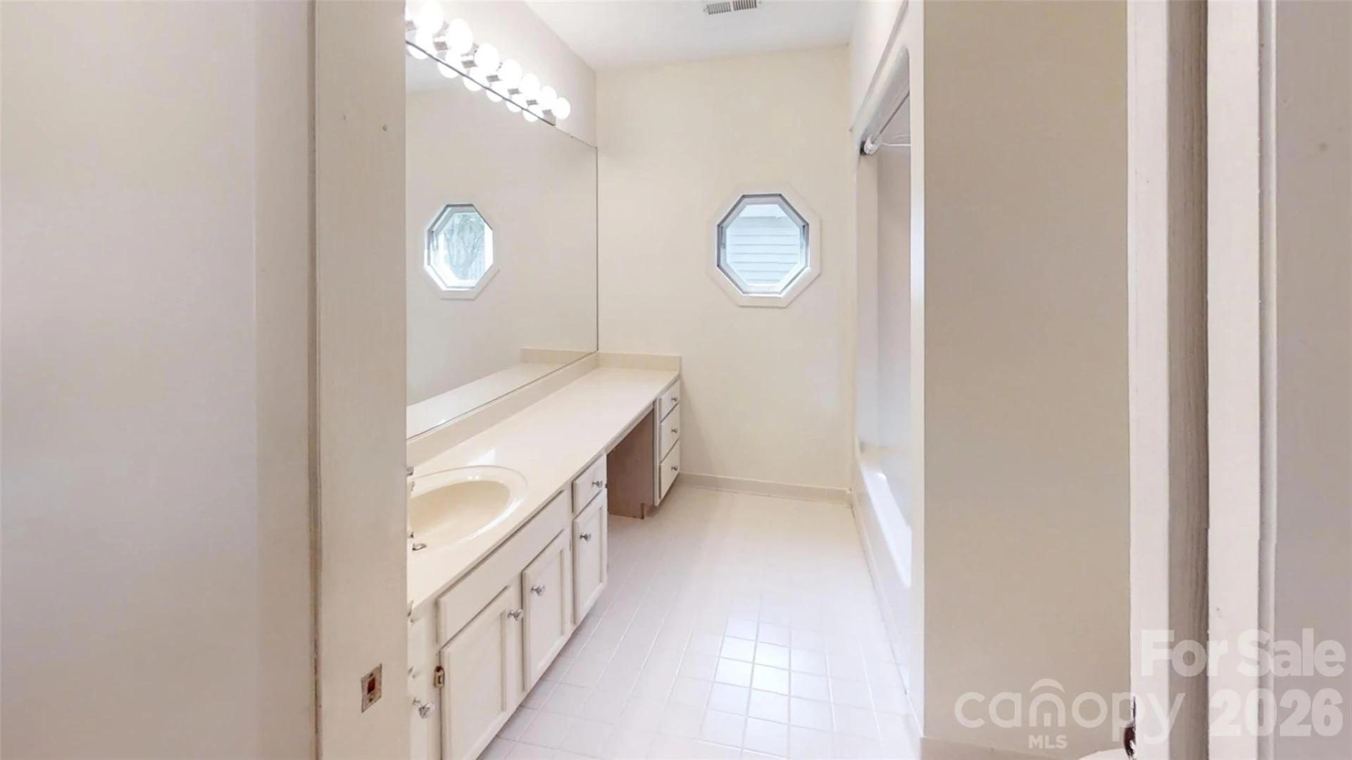 11 Stuart Circle - Photo 16