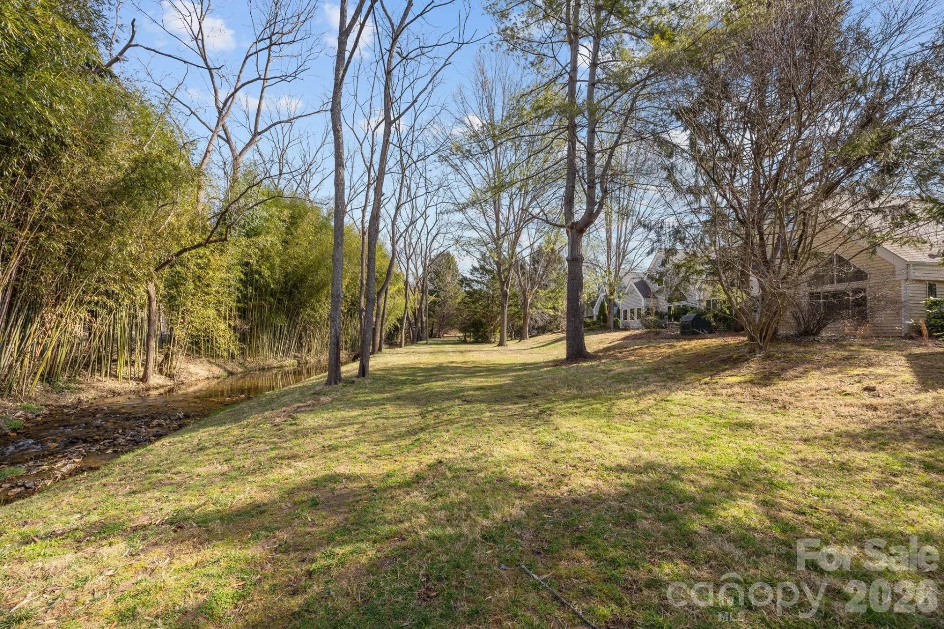 11 Stuart Circle - Photo 4