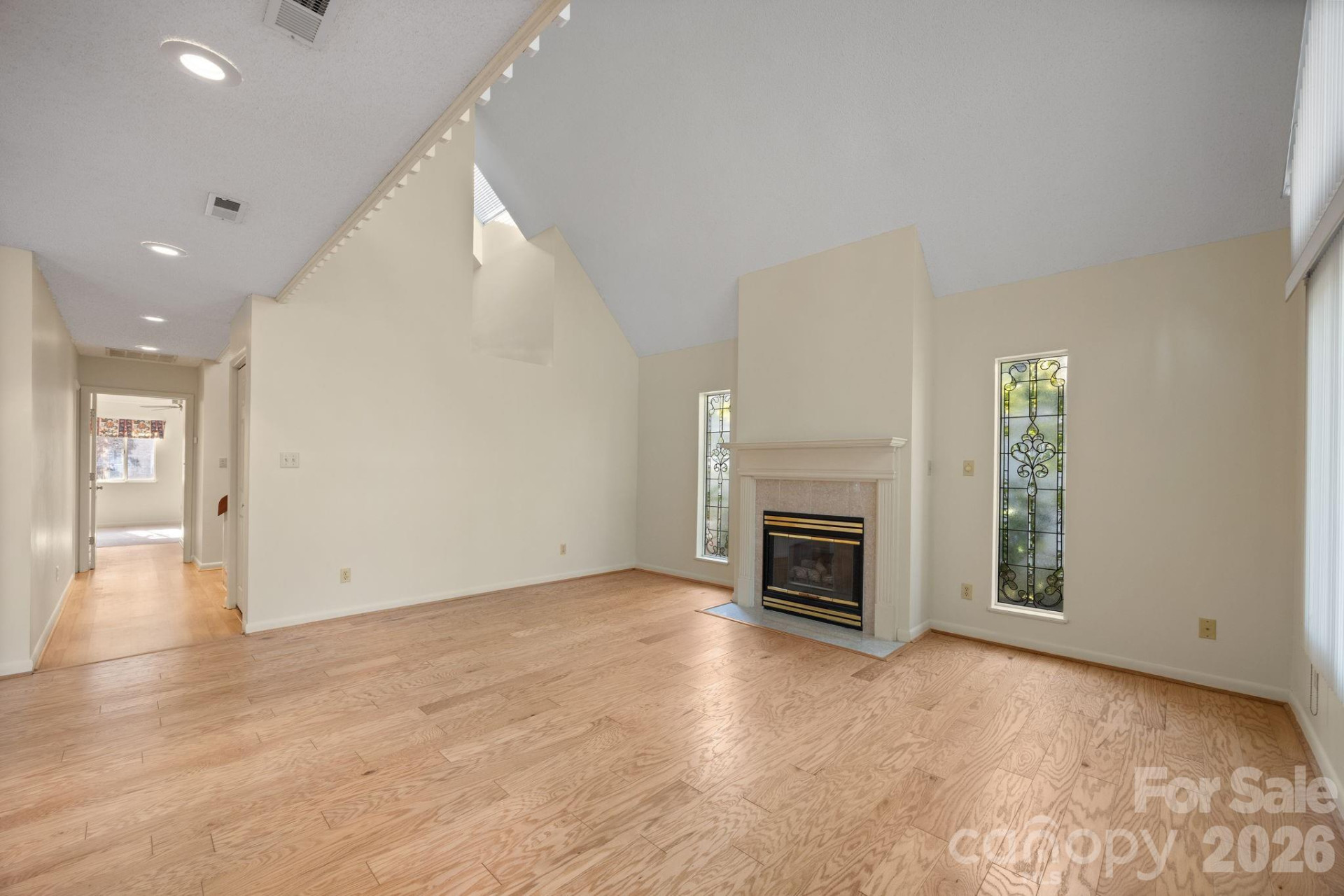 11 Stuart Circle - Photo 8