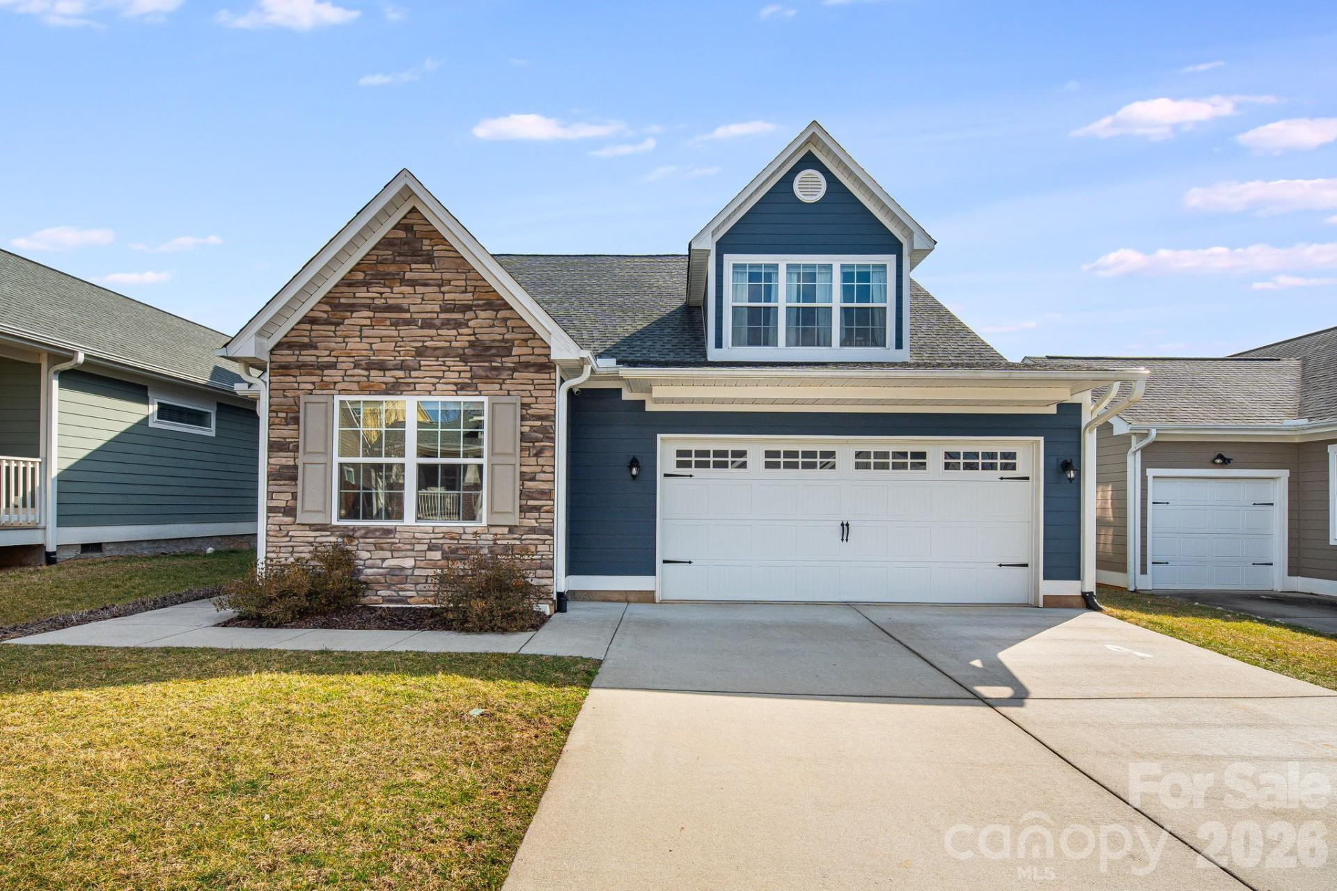 12 Hyde Park Place - Photo 2