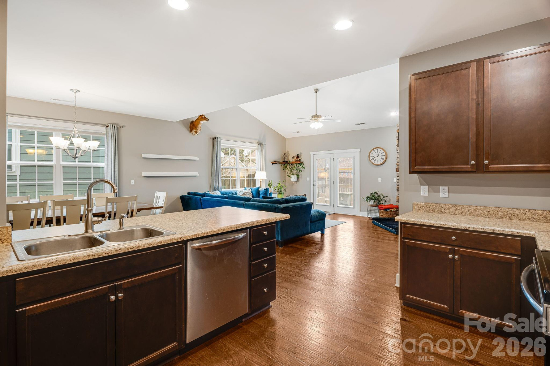 12 Hyde Park Place - Photo 11