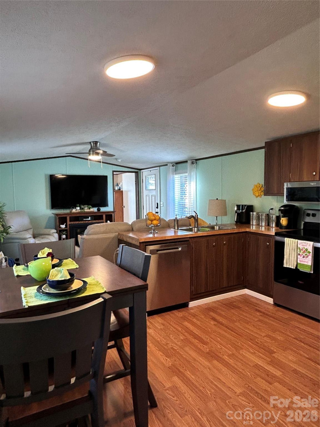 135 Phillips Road - Photo 13