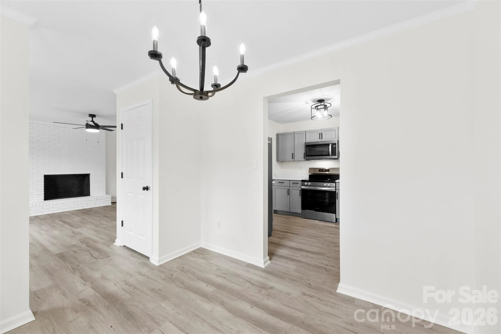 410 Cameron Avenue - Photo 14
