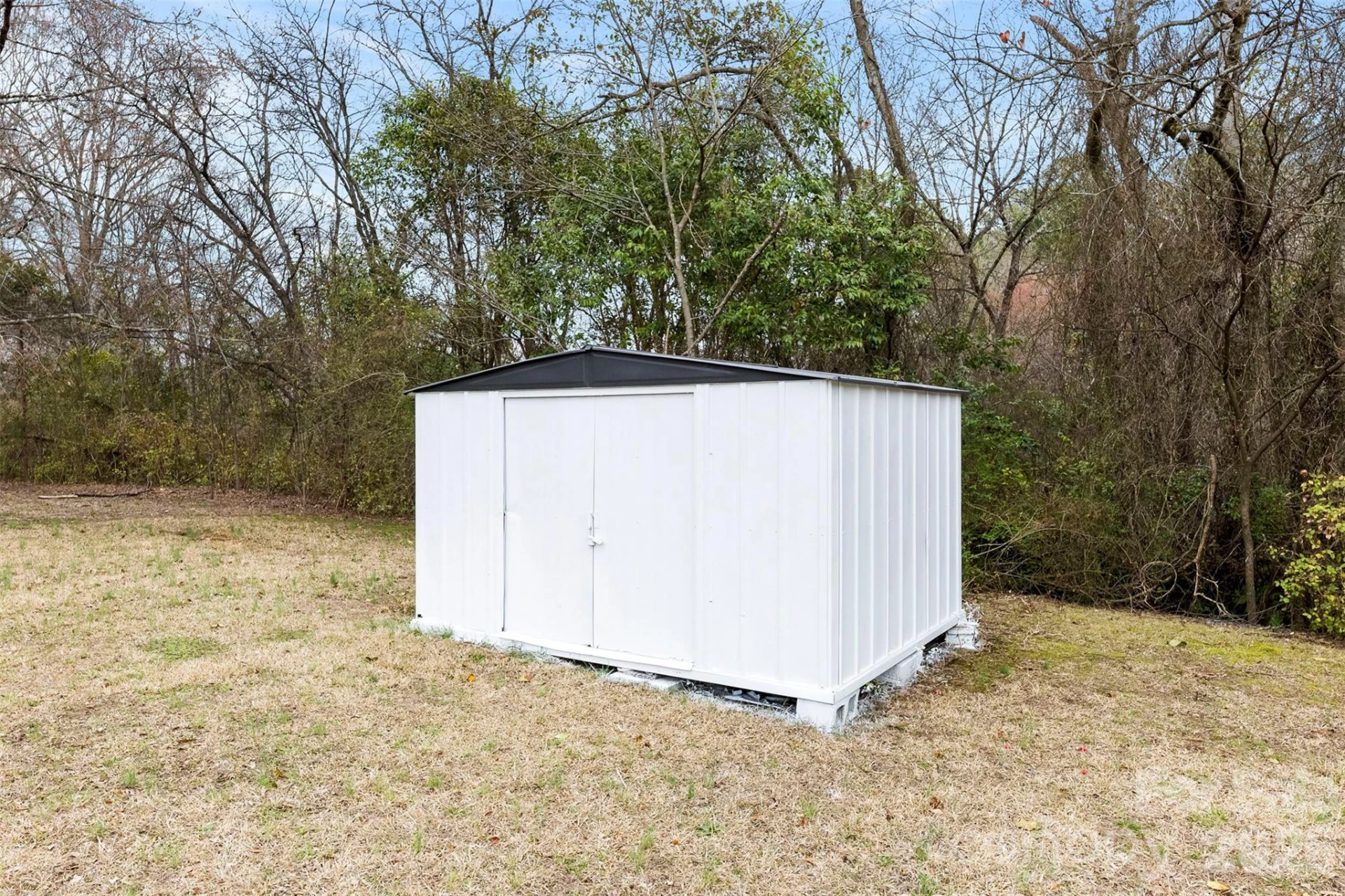 410 Cameron Avenue - Photo 18