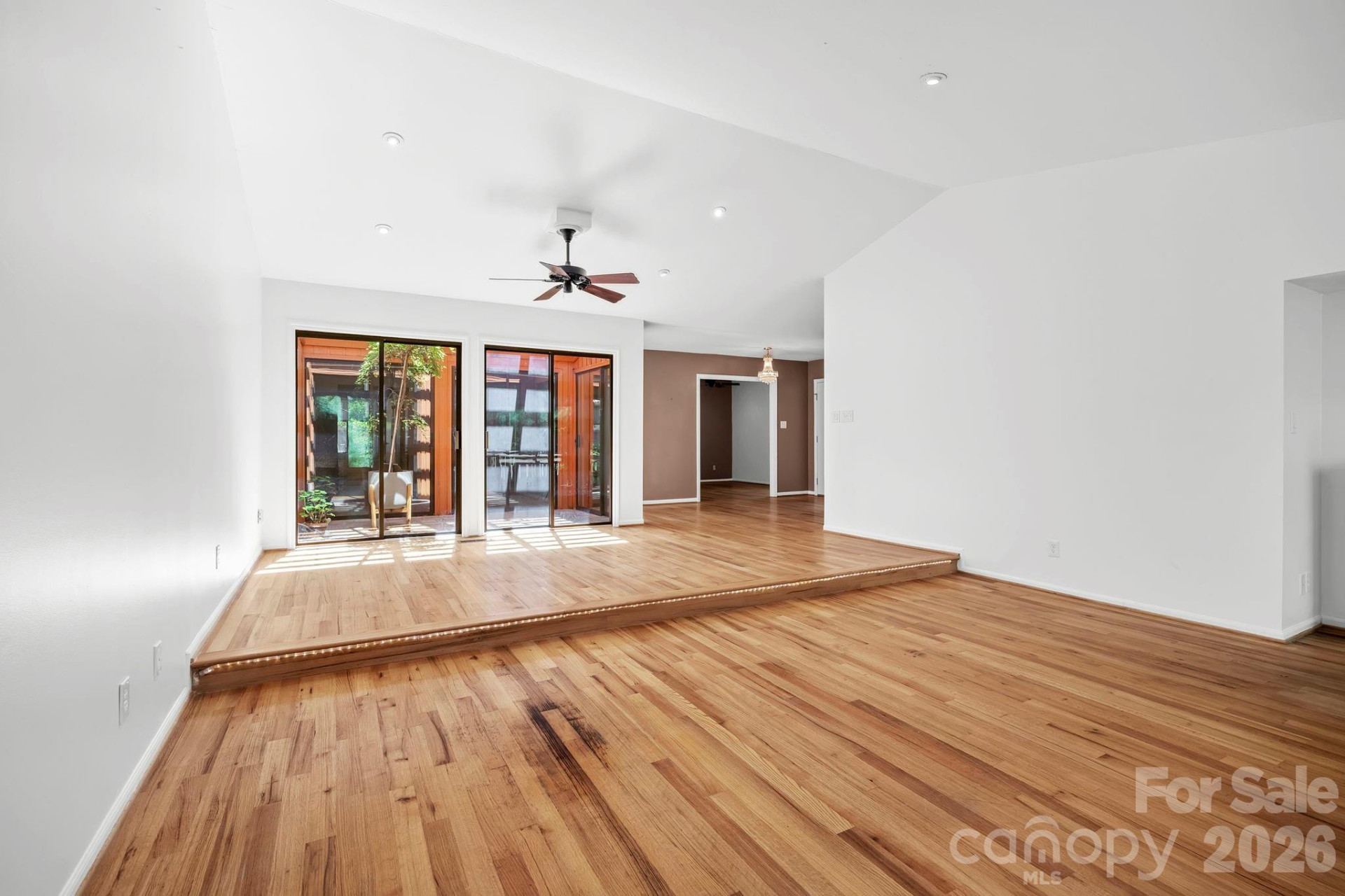 101 Deerlake Drive - Photo 12