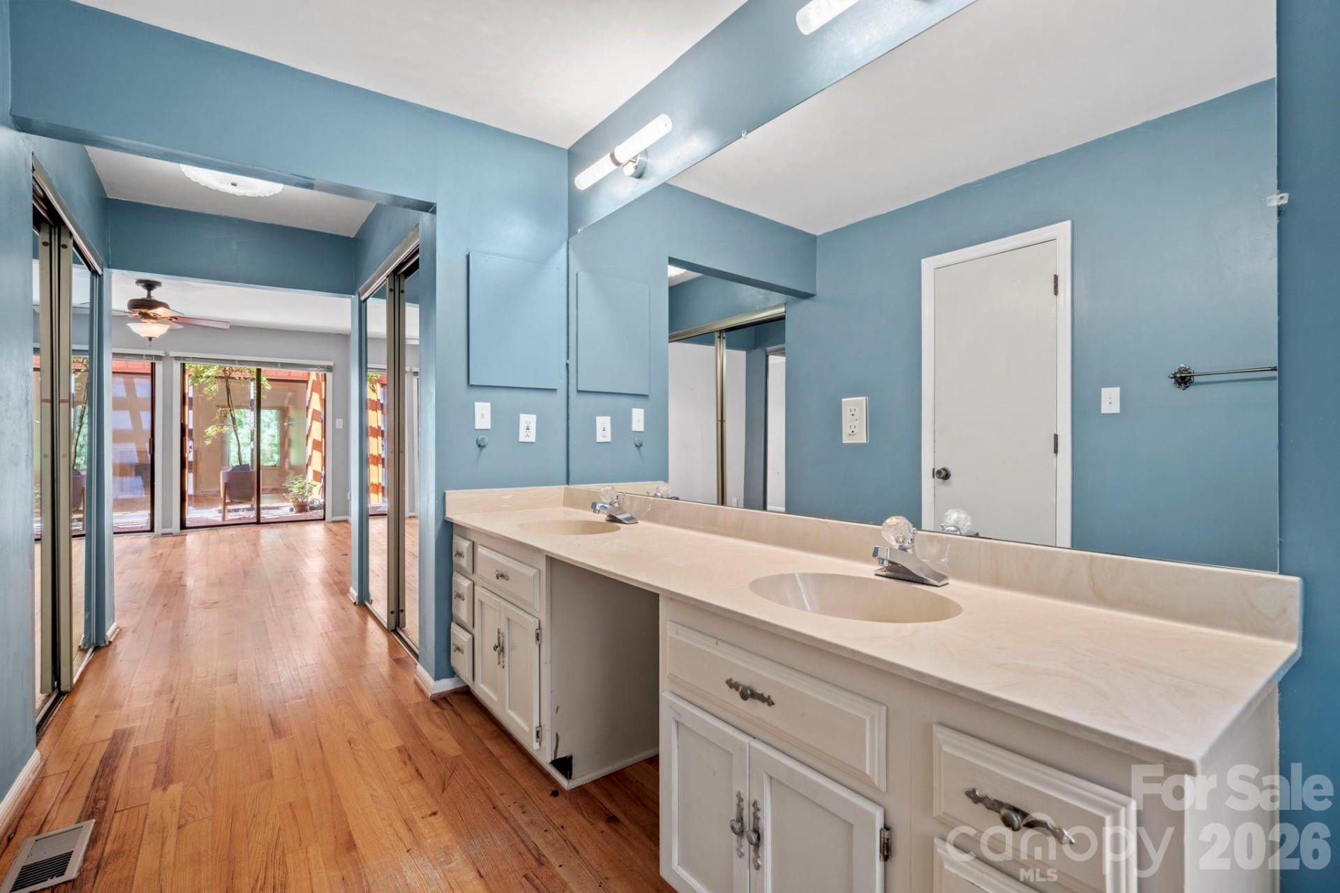 101 Deerlake Drive - Photo 24