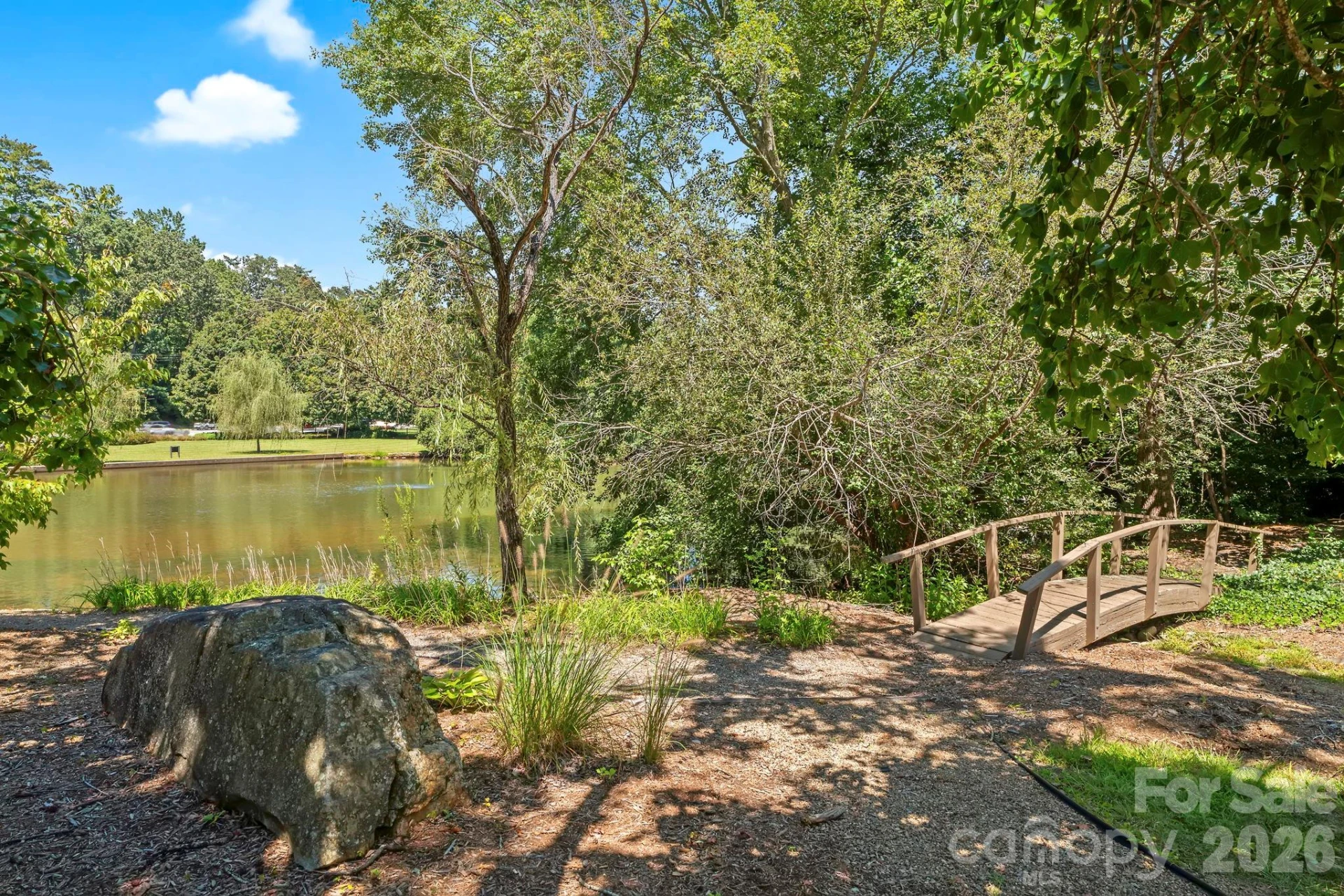 101 Deerlake Drive - Photo 36