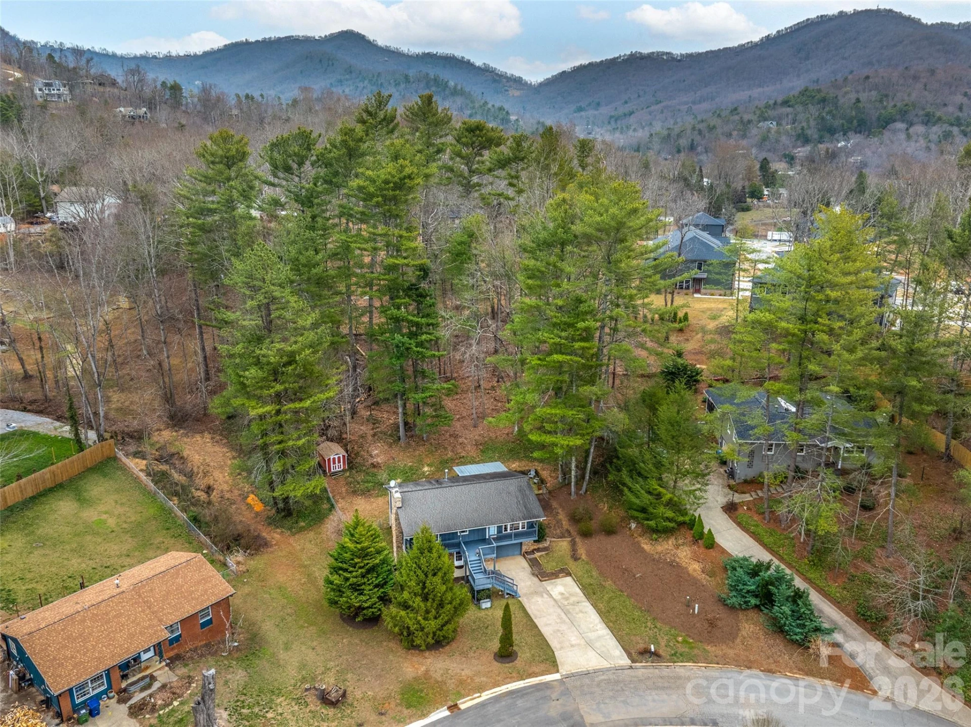 27 Brookcliff Drive - Photo 4