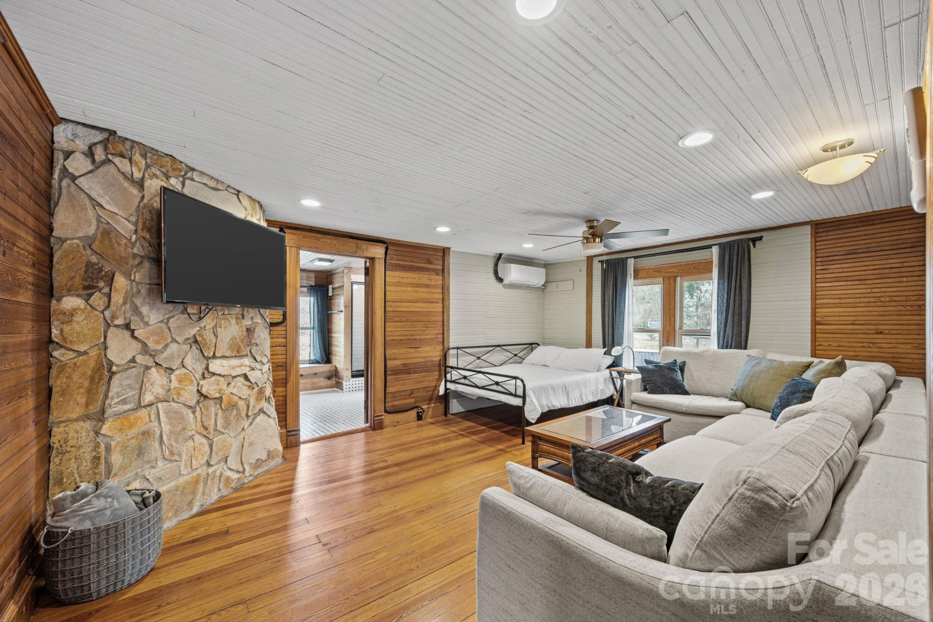 615 Rose Hill Road - Photo 17