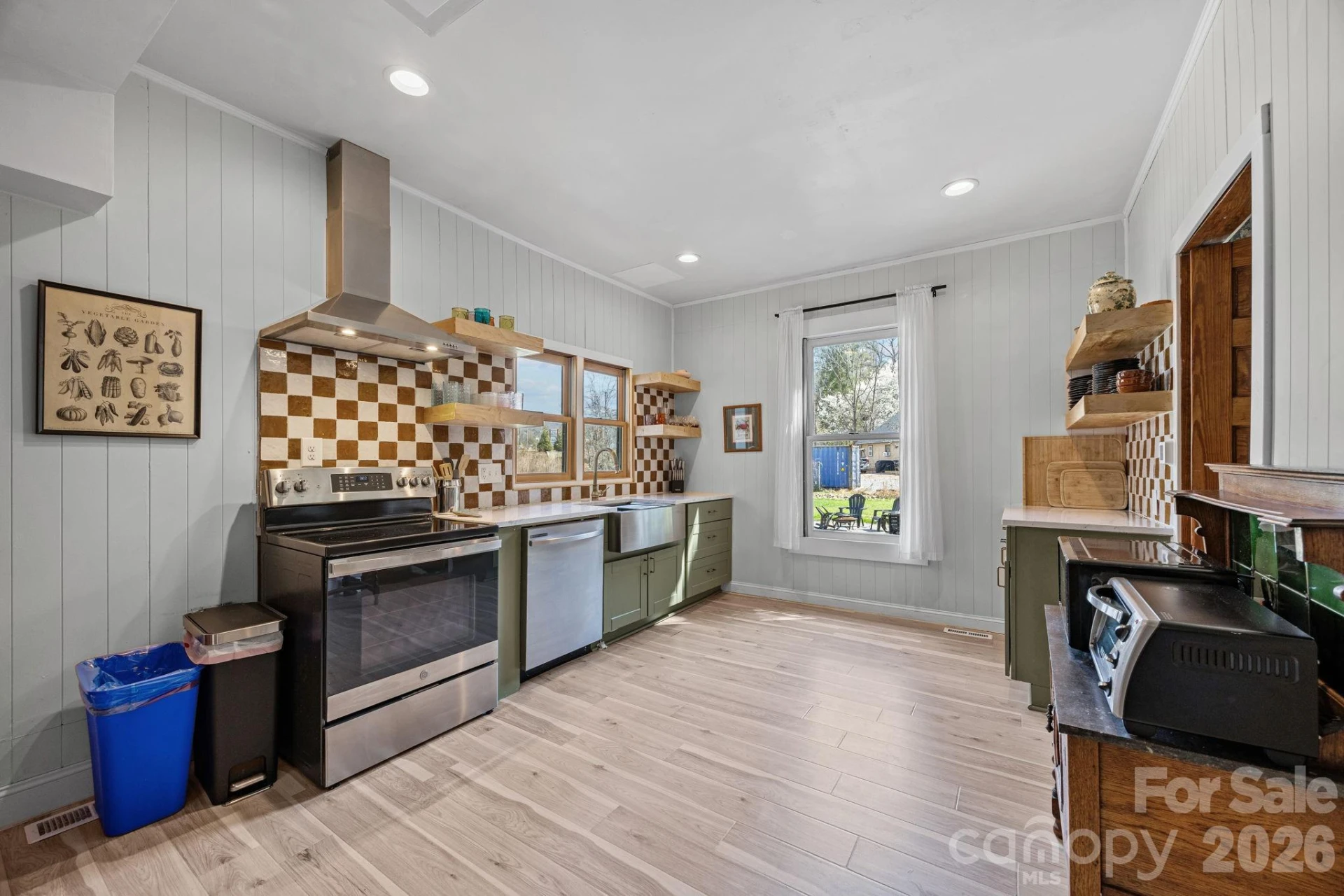 615 Rose Hill Road - Photo 8