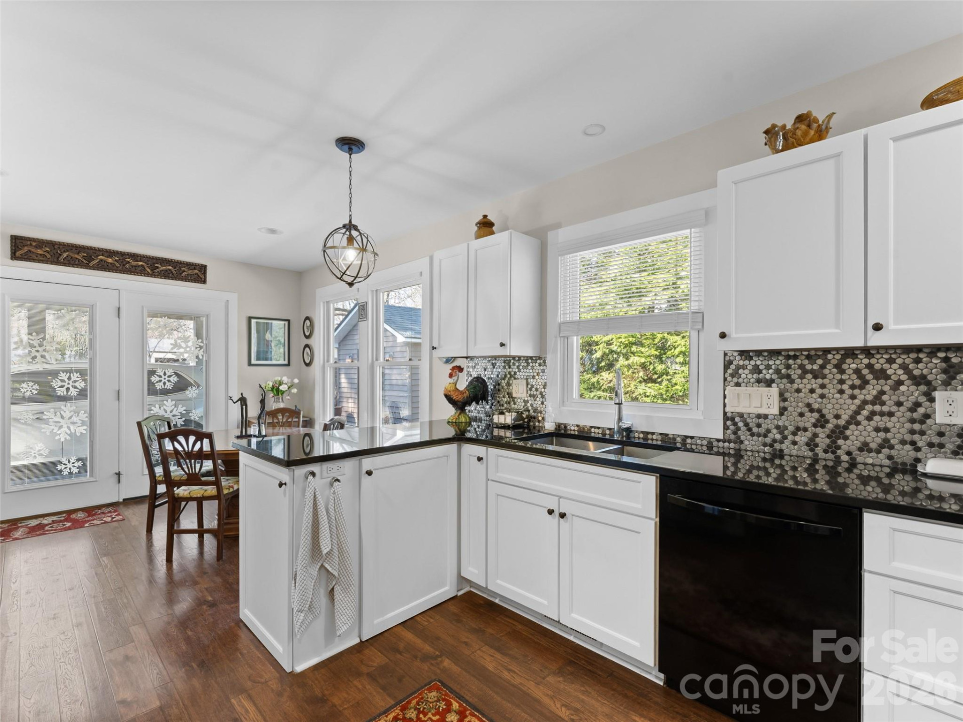 294 Caldwell Street - Photo 11